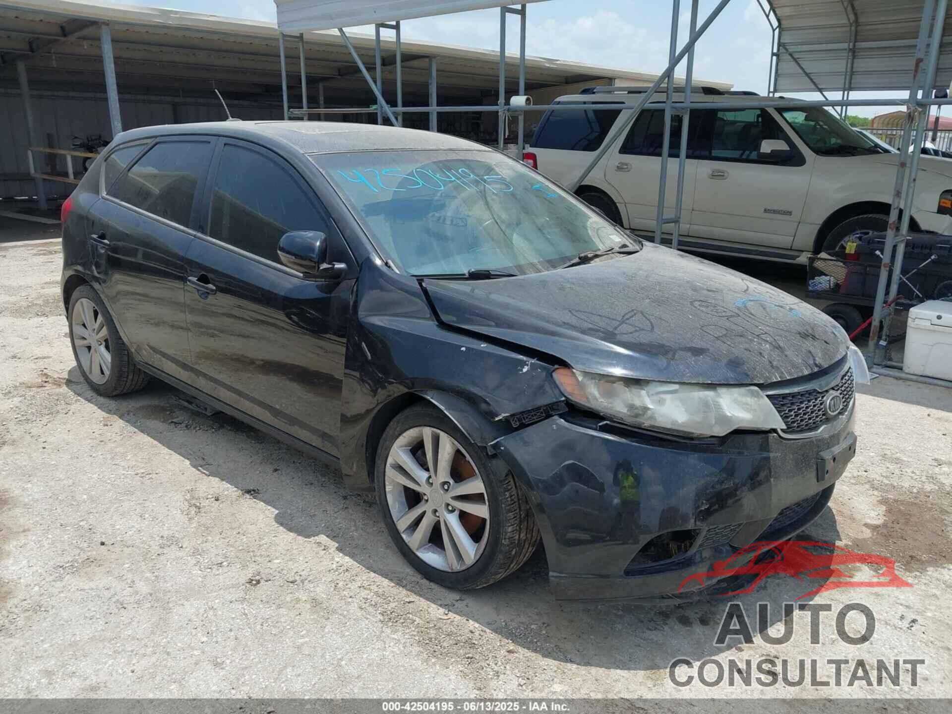 KIA FORTE 2012 - KNAFW5A3XC5469017