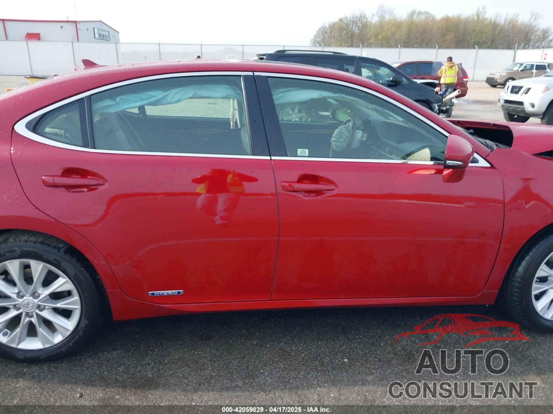 LEXUS ES 300H 2013 - JTHBW1GG4D2005498