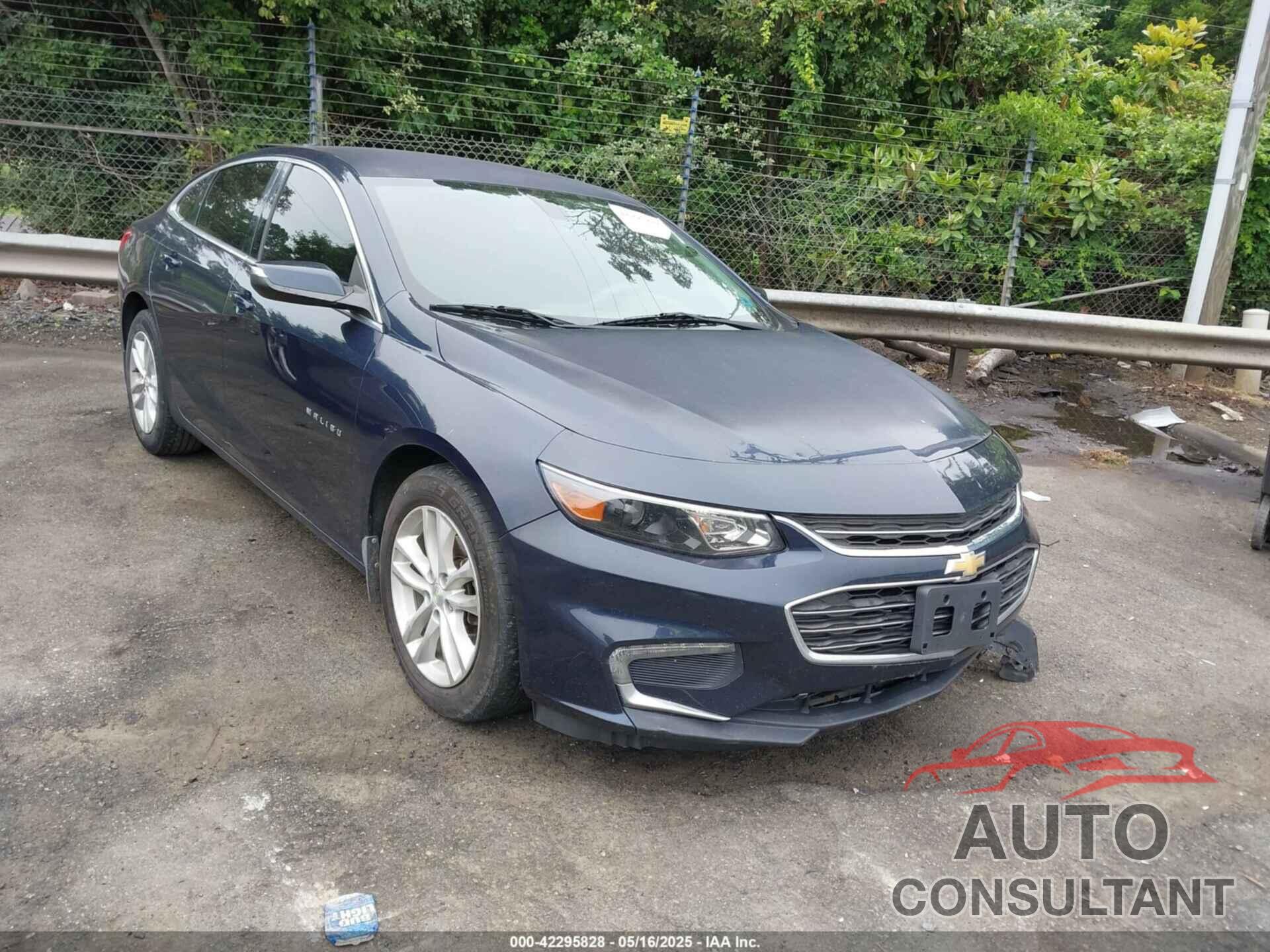 CHEVROLET MALIBU 2017 - 1G1ZE5ST3HF158248