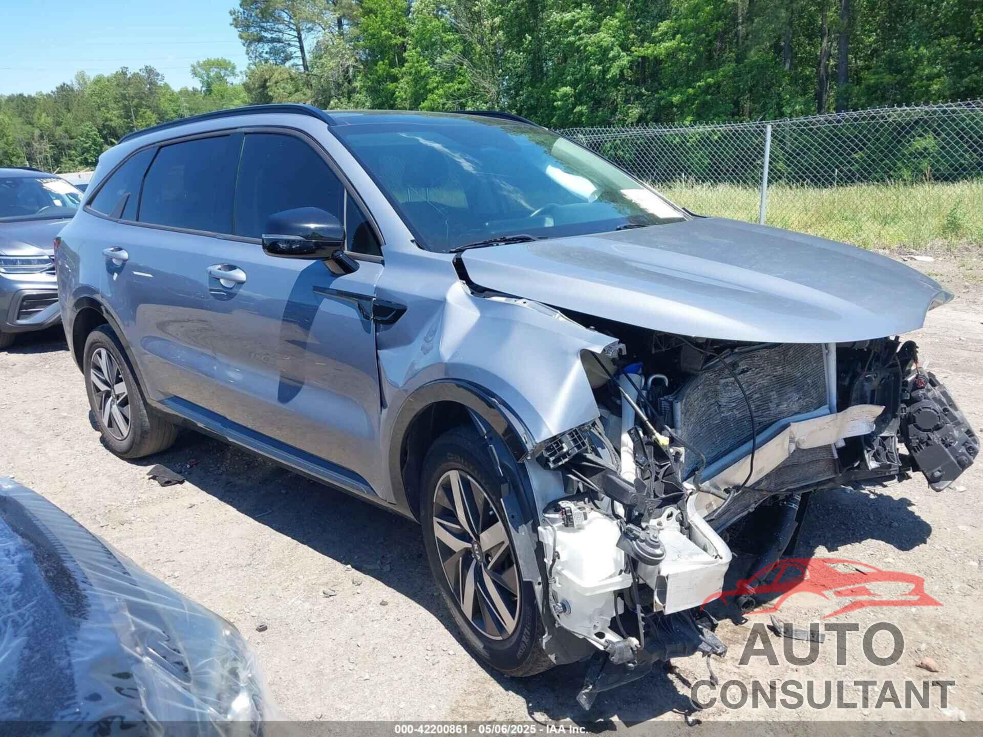 KIA SORENTO 2021 - 5XYRL4LC7MG009452