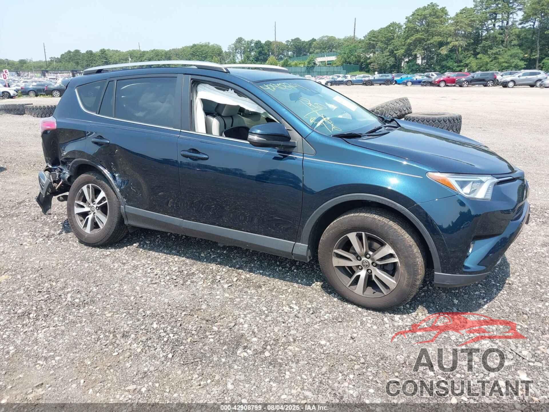 TOYOTA RAV4 2018 - JTMRFREV4JJ192761