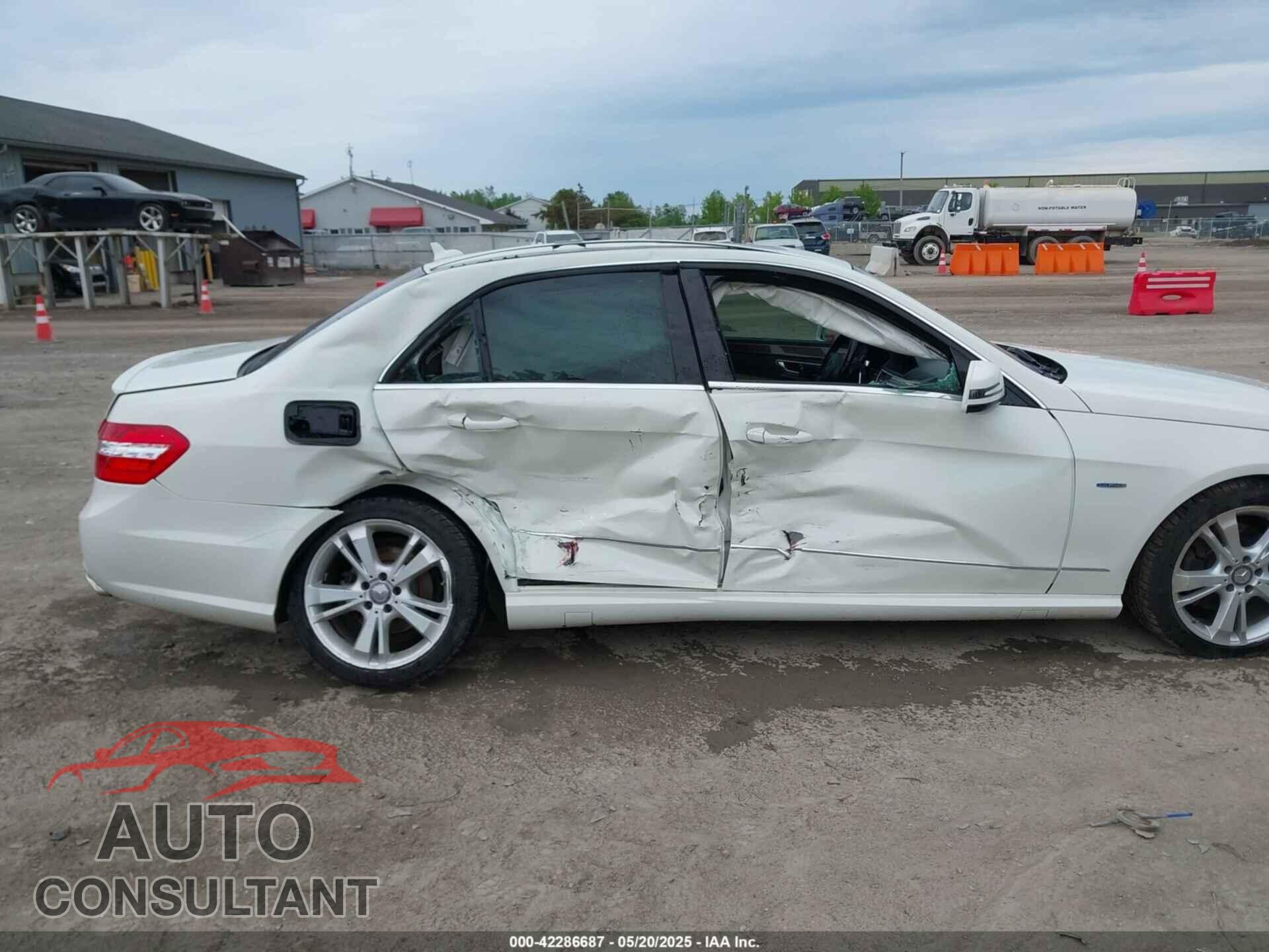 MERCEDES-BENZ E 350 2012 - WDDHF8JB0CA600439