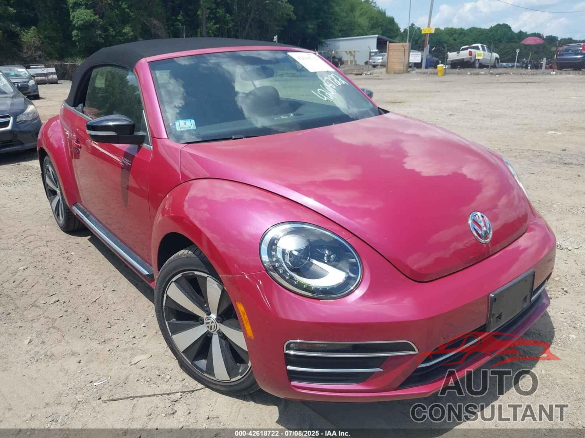 VOLKSWAGEN BEETLE 2017 - 3VW517AT2HM802446