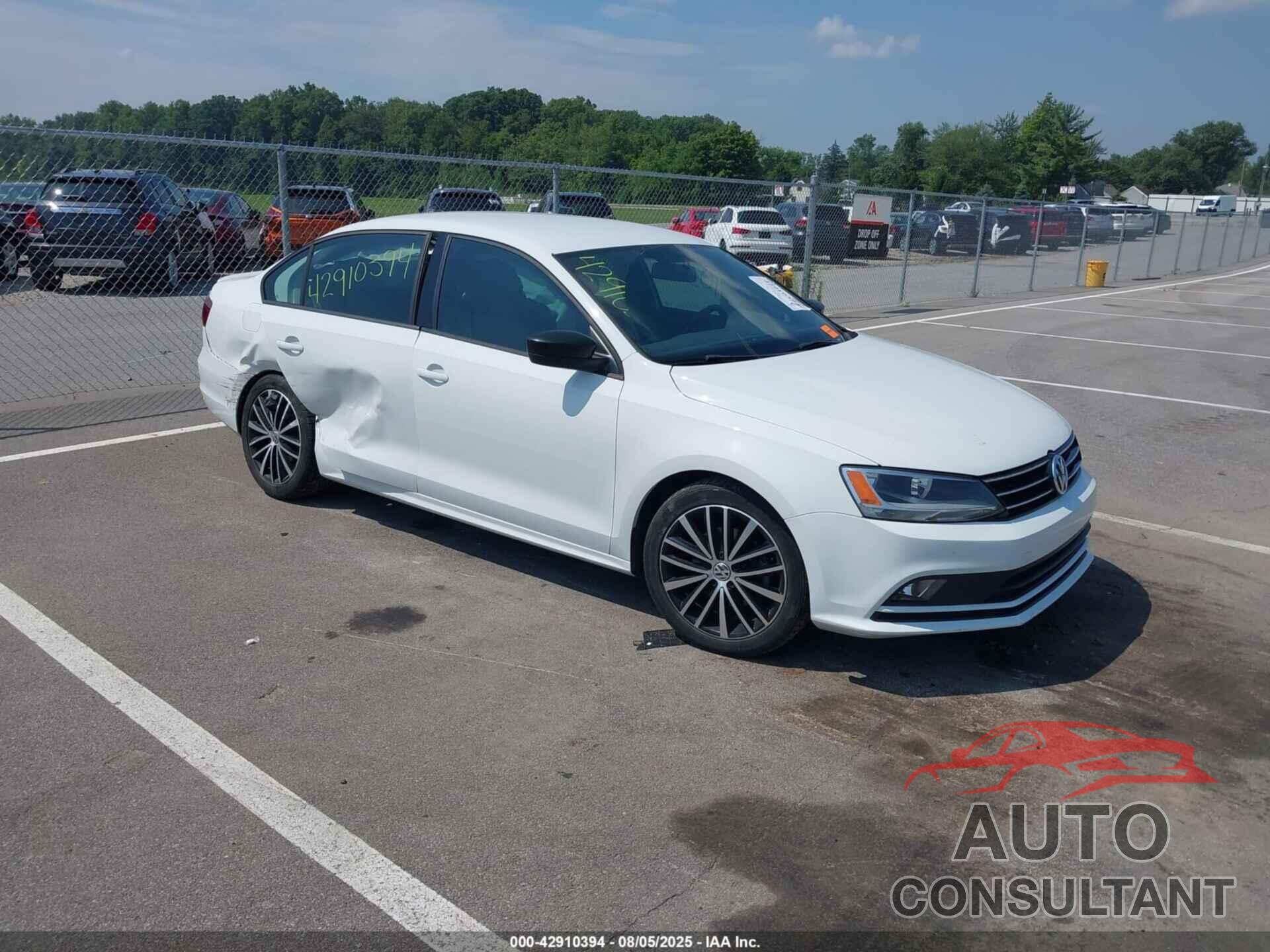 VOLKSWAGEN JETTA 2016 - 3VWD17AJ9GM367689