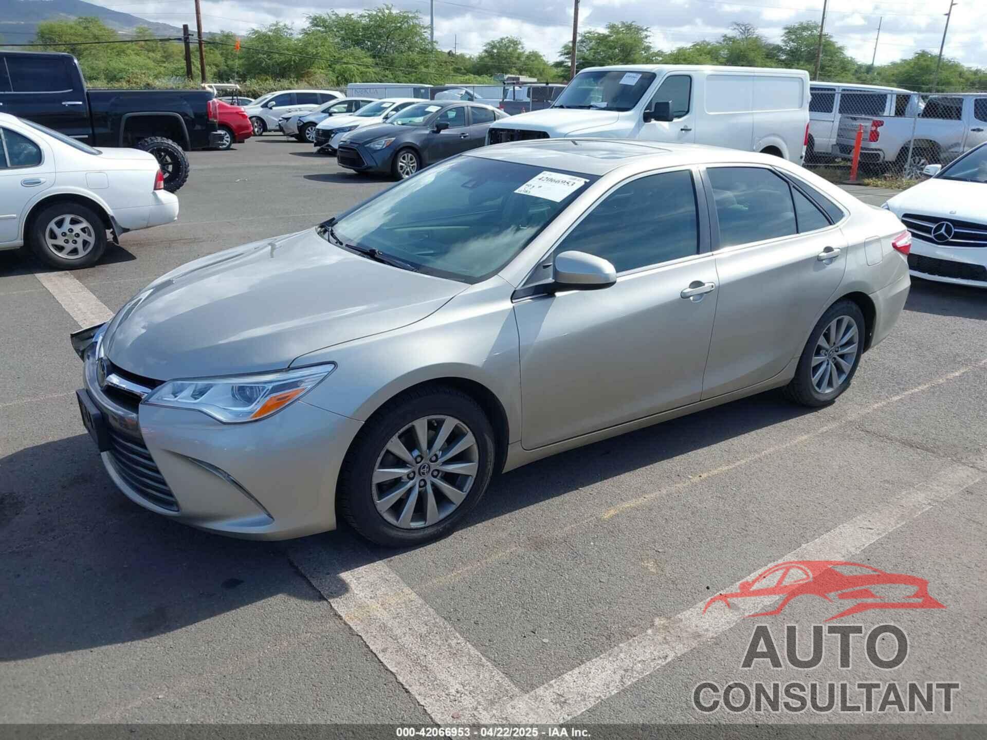 TOYOTA CAMRY 2016 - 4T1BK1FK5GU572469
