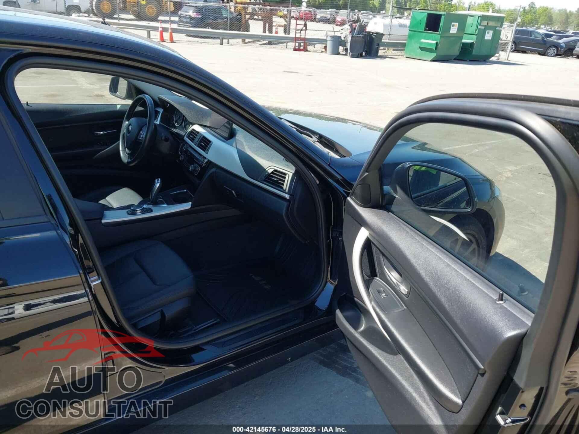 BMW 320I 2016 - WBA8E1G52GNU12202