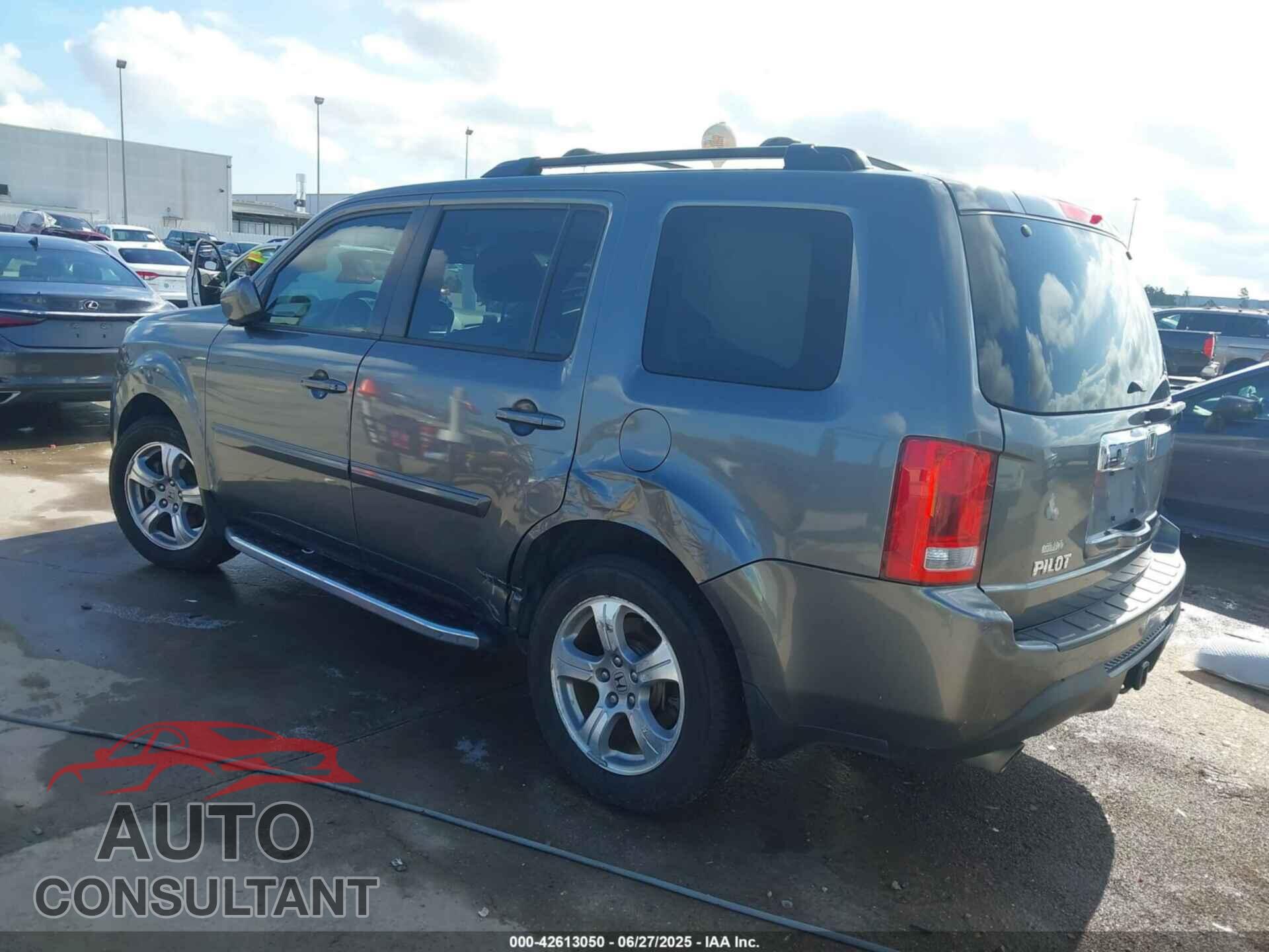 HONDA PILOT 2013 - 5FNYF3H58DB036755
