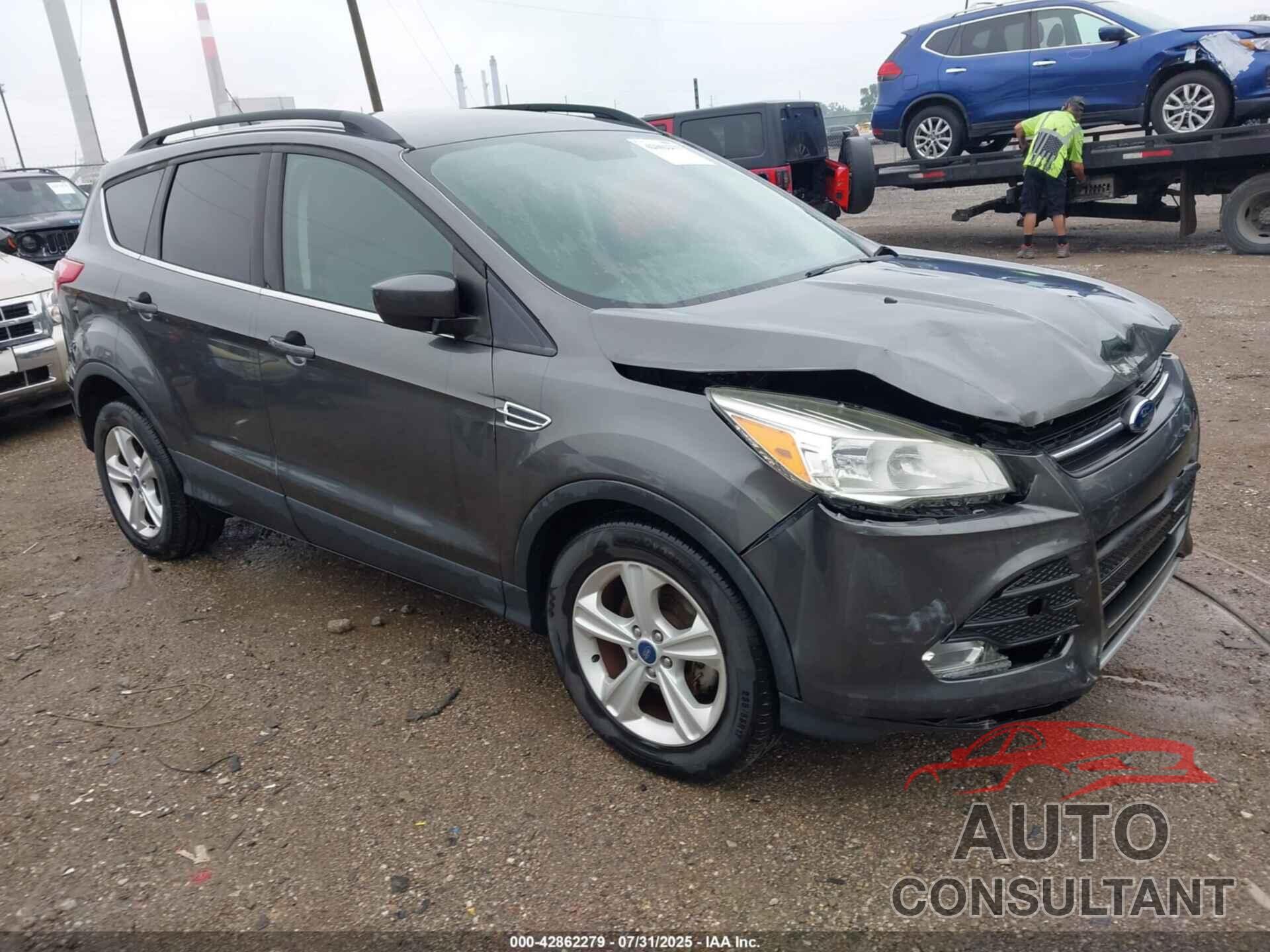 FORD ESCAPE 2015 - 1FMCU0GX5FUC76577