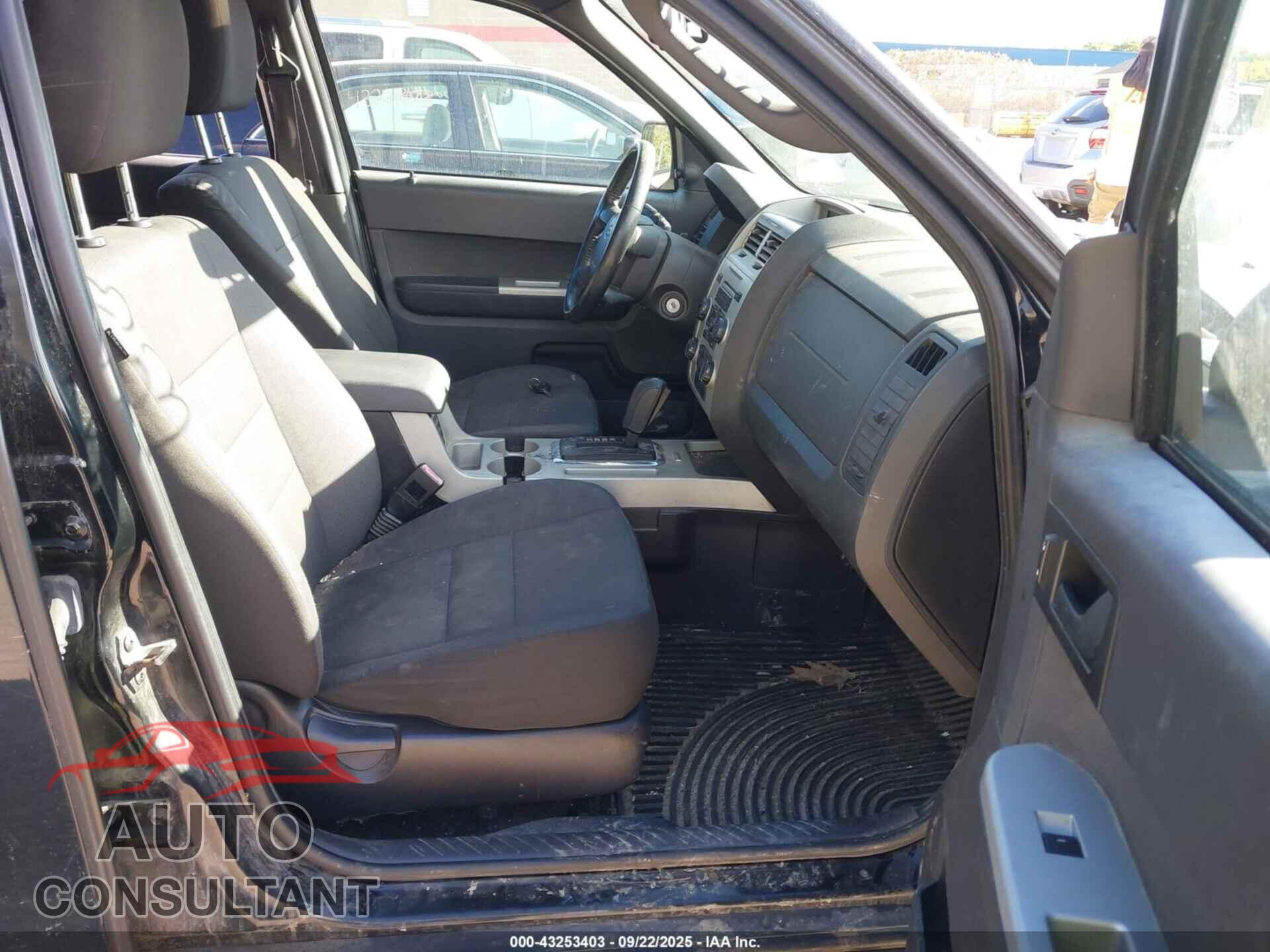 FORD ESCAPE 2012 - 1FMCU9D75CKB60604