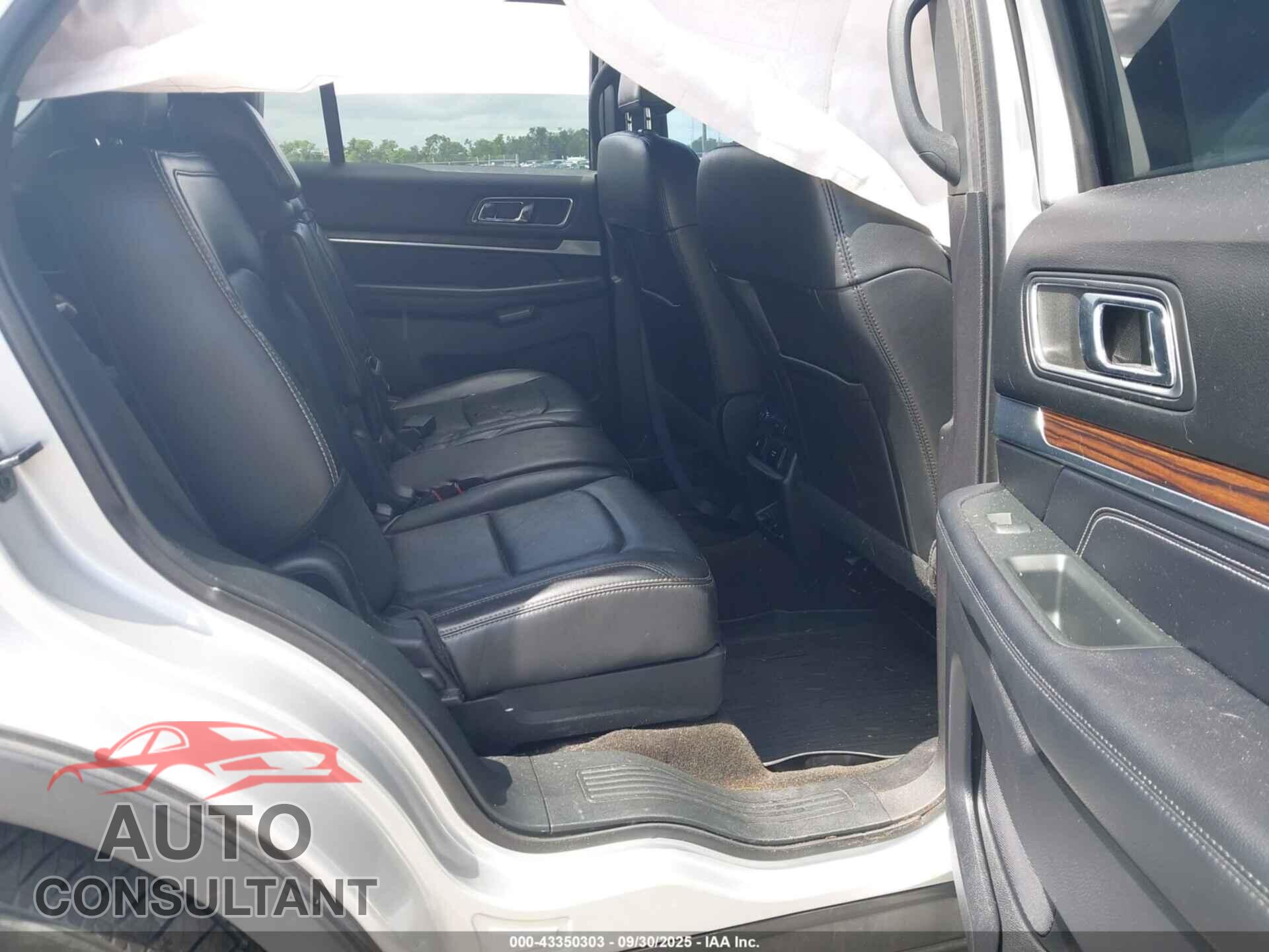 FORD EXPLORER 2018 - 1FM5K7FH3JGB63266