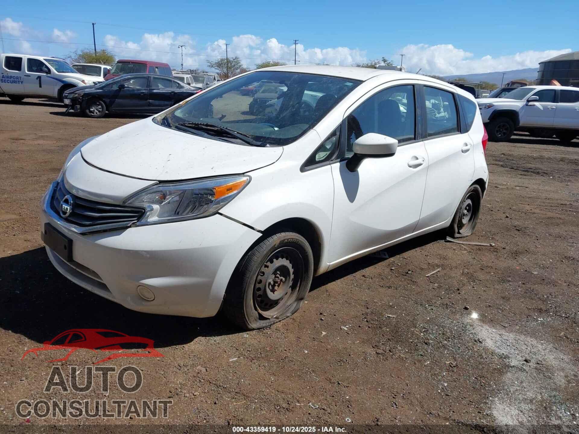 NISSAN VERSA NOTE 2015 - 3N1CE2CP0FL412582