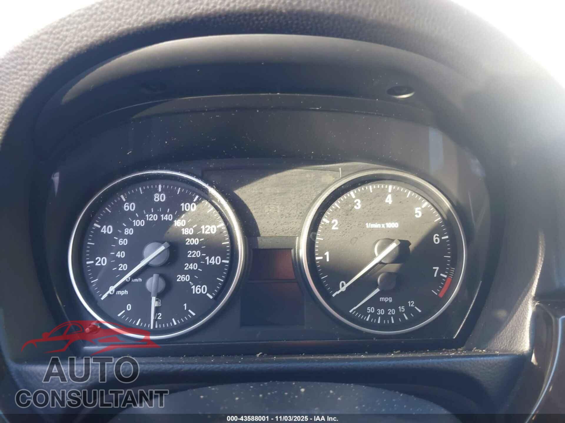 BMW 328I 2011 - WBAPH7C59BE683181
