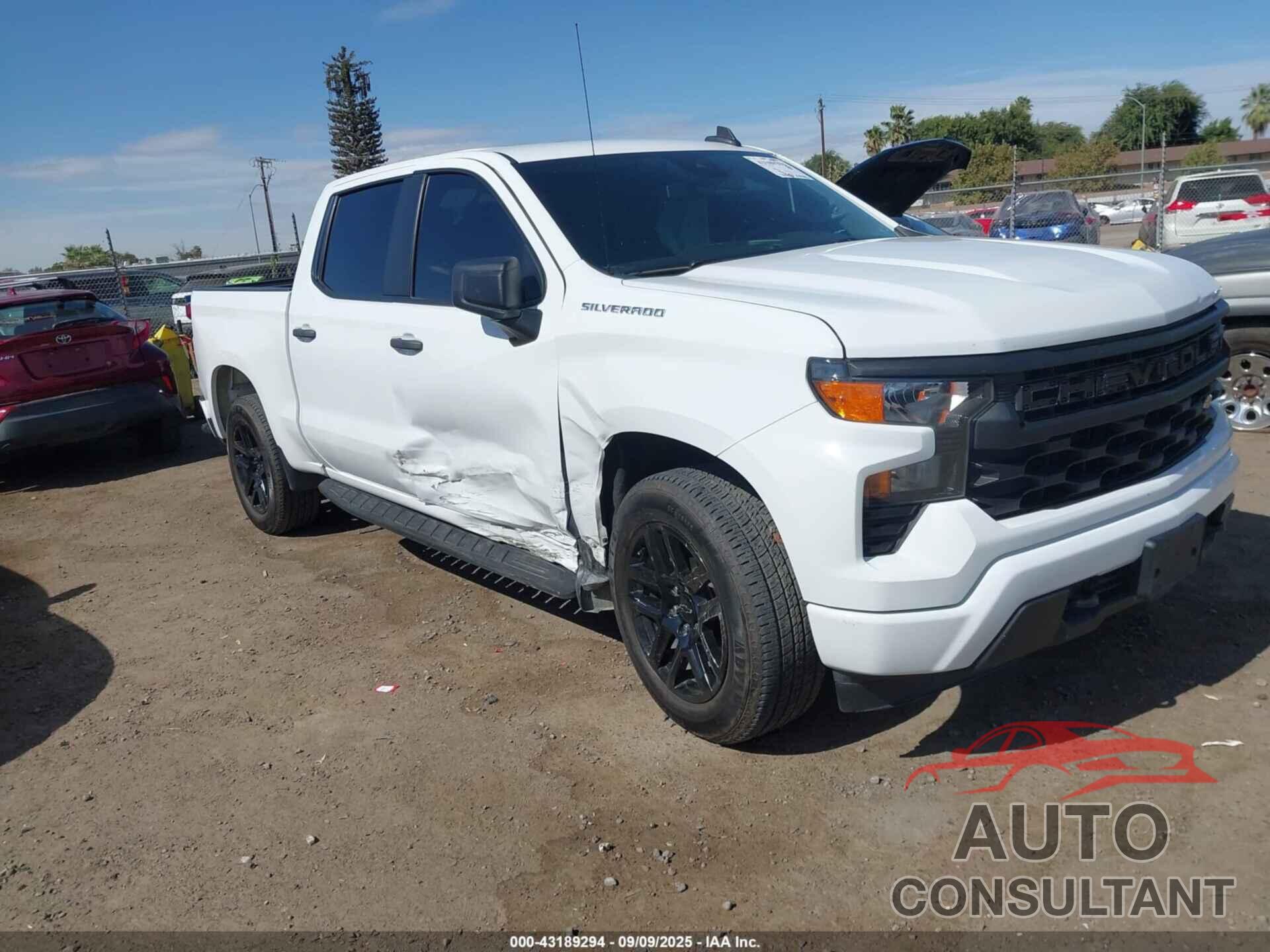 CHEVROLET SILVERADO 1500 2023 - 1GCPABEK5PZ112977