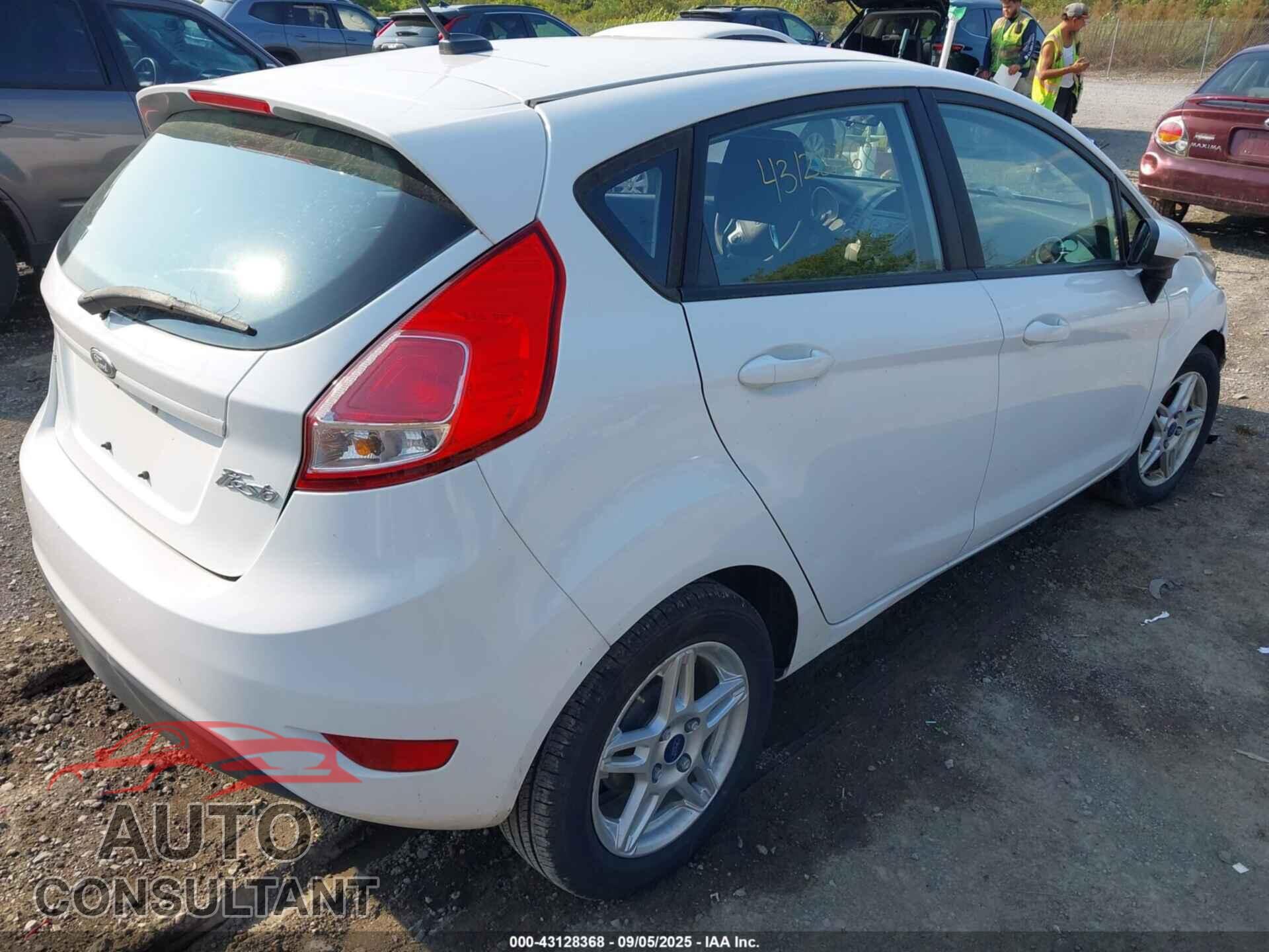 FORD FIESTA 2017 - 3FADP4EJXHM129173