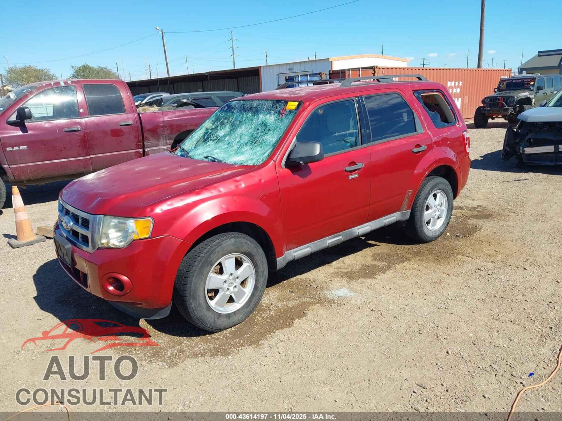 FORD ESCAPE 2012 - 1FMCU0D76CKB77939