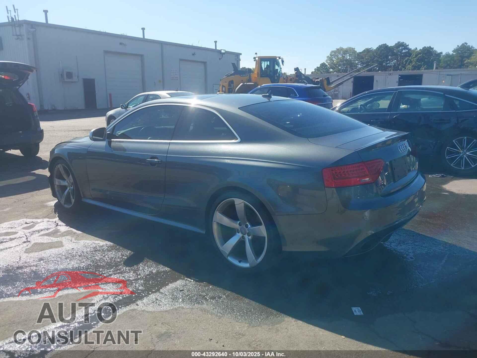 AUDI RS 5 2014 - WUAC6AFR3EA900502