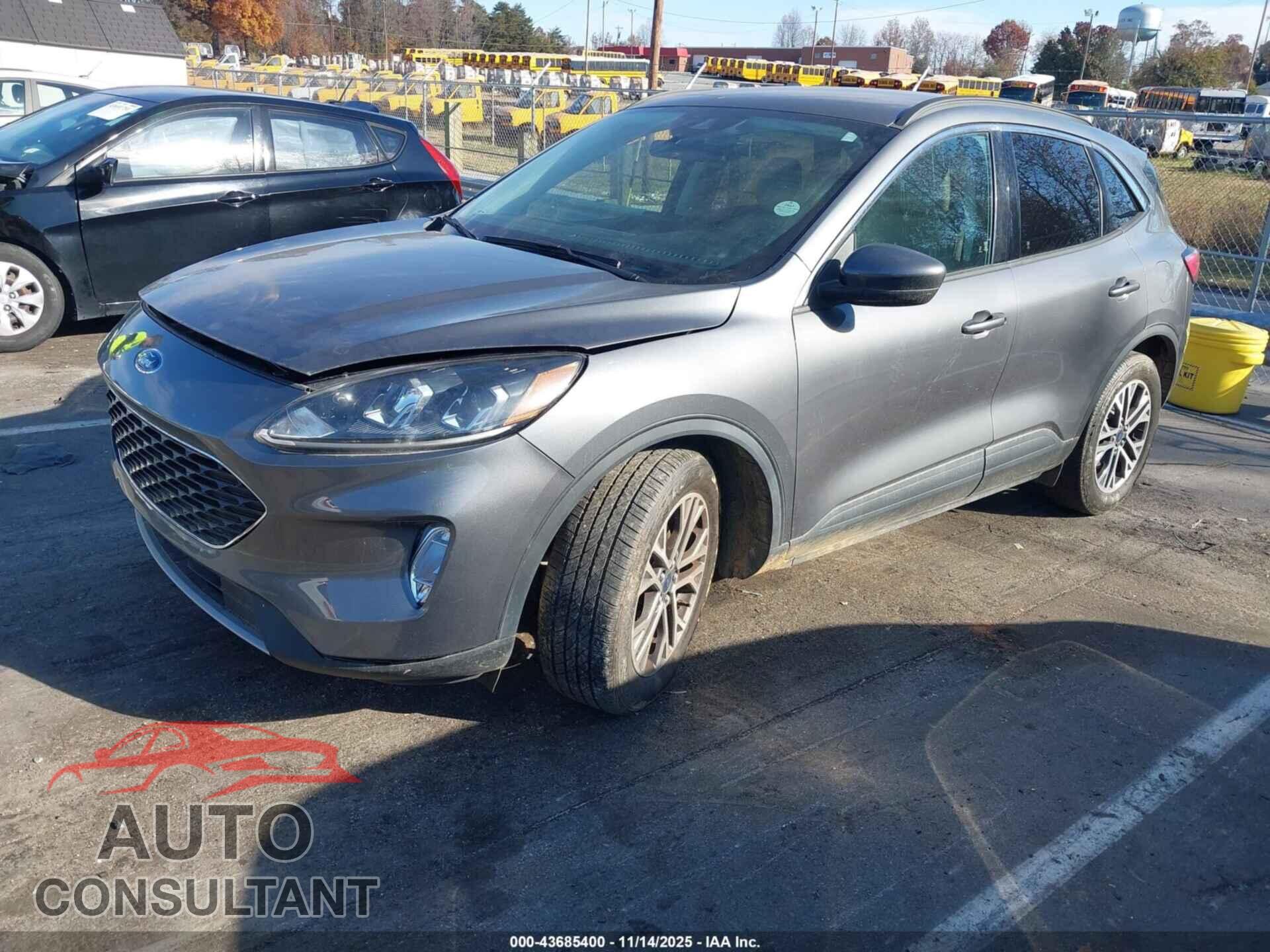 FORD ESCAPE 2021 - 1FMCU0H64MUB08822