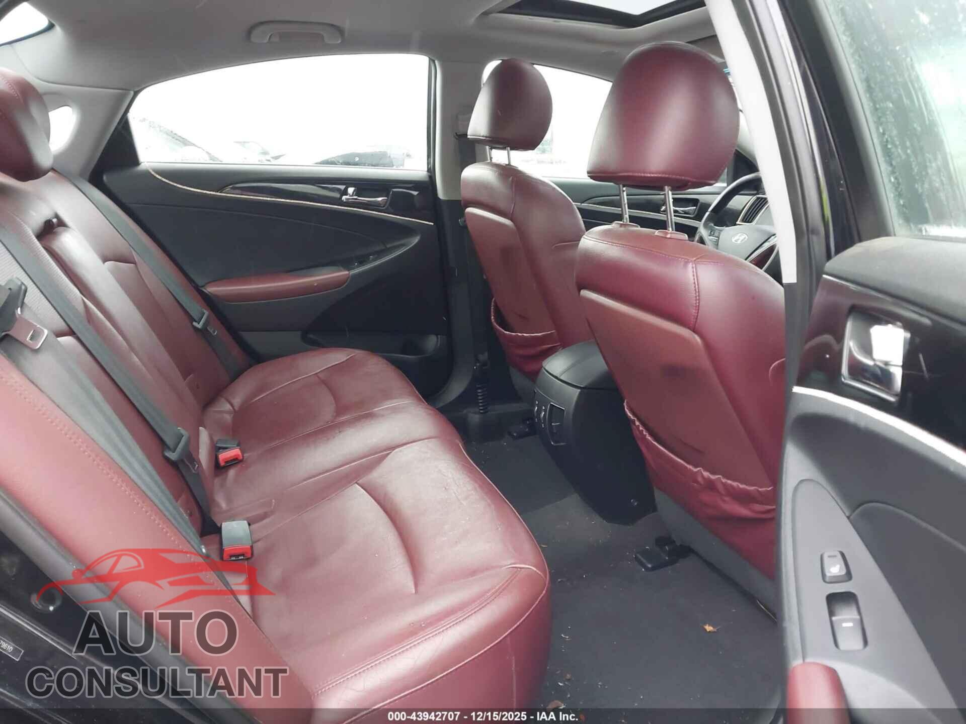 HYUNDAI SONATA 2011 - 5NPEC4AC5BH179610