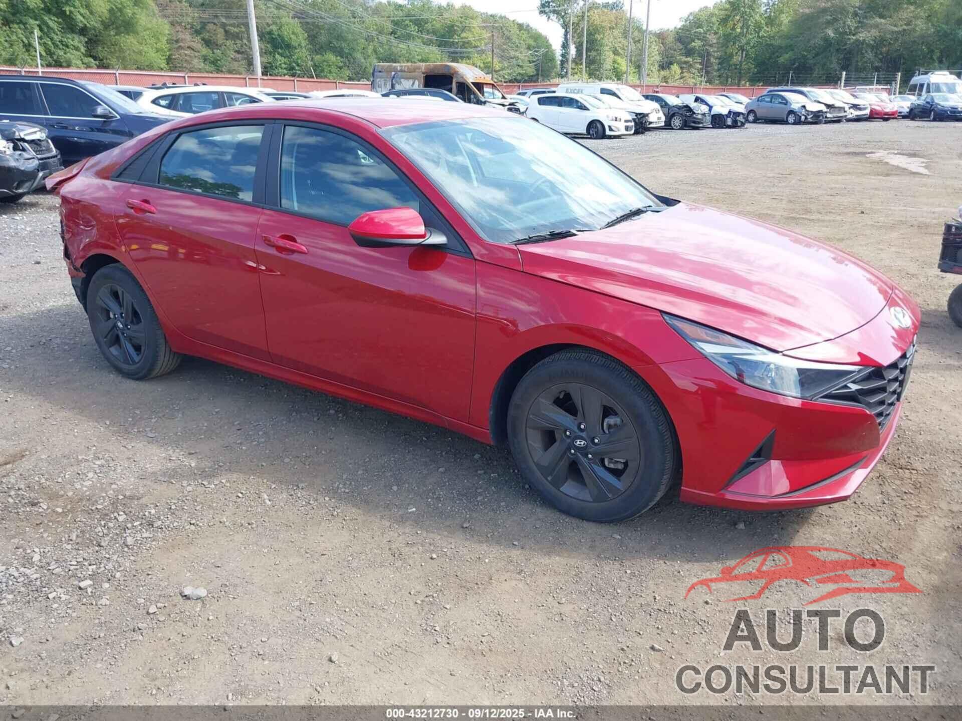 HYUNDAI ELANTRA 2022 - KMHLM4AG6NU317507