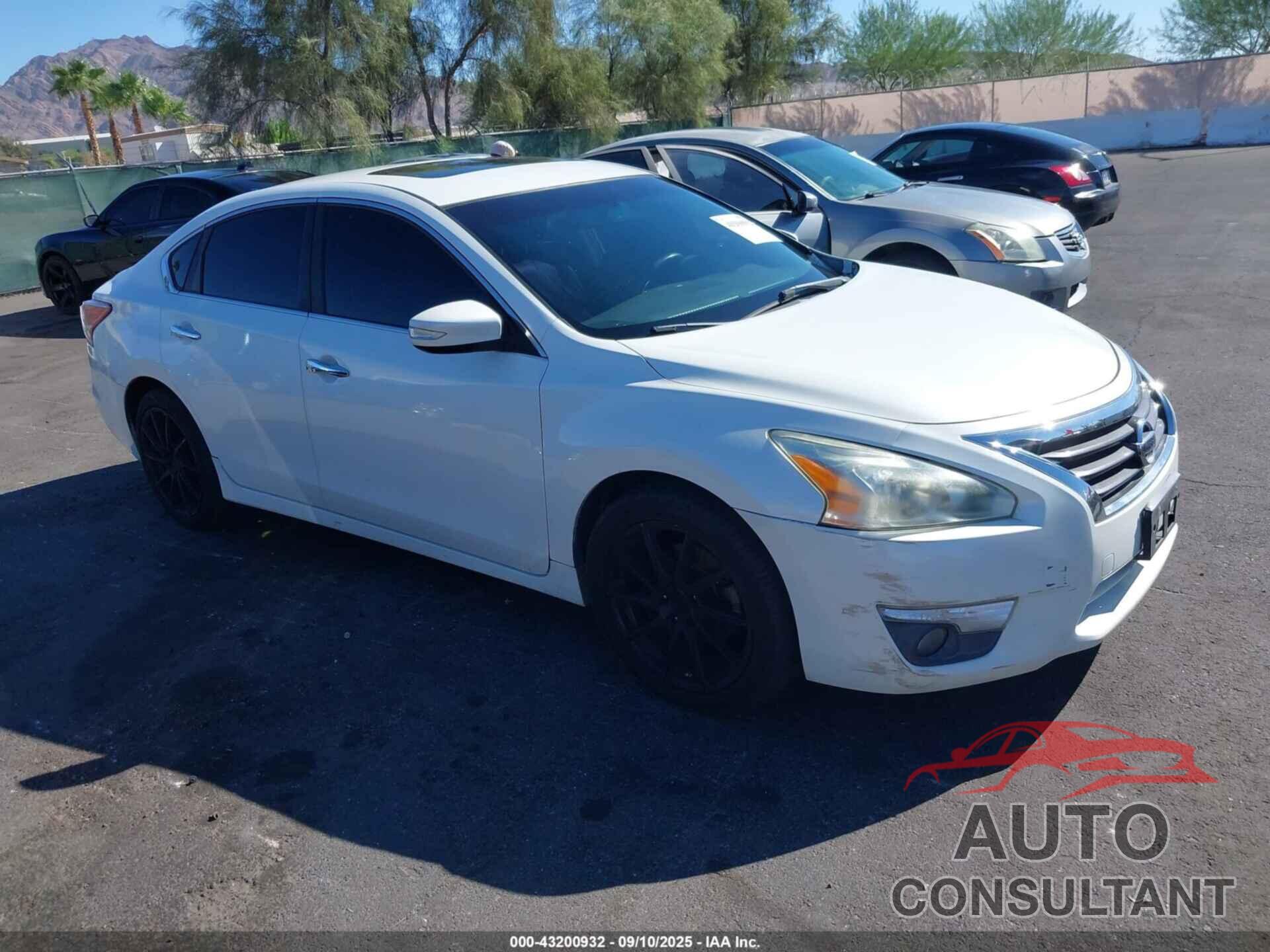 NISSAN ALTIMA 2013 - 1N4AL3AP8DC107865