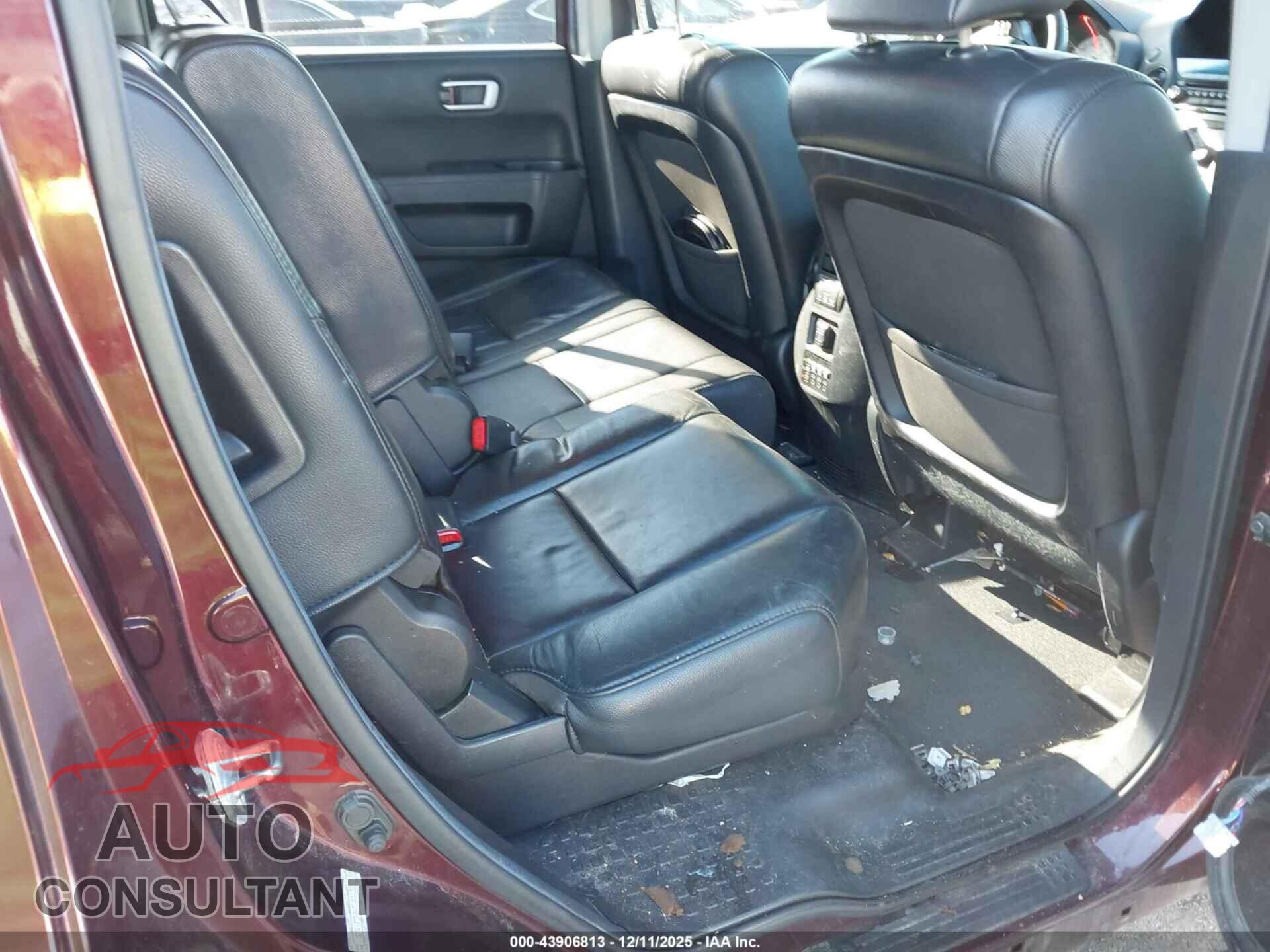 HONDA PILOT 2012 - 5FNYF3H67CB013250