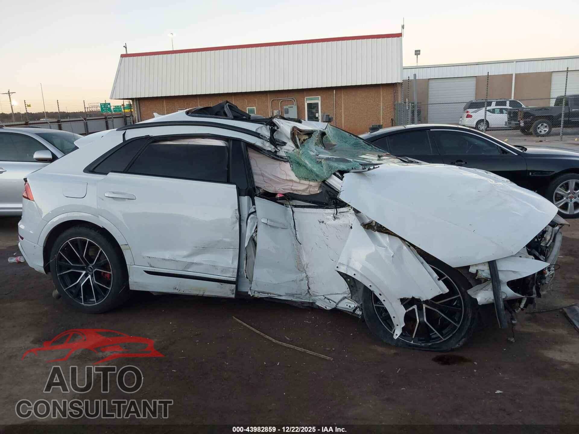 AUDI Q8 2021 - WA1EVAF19MD003520