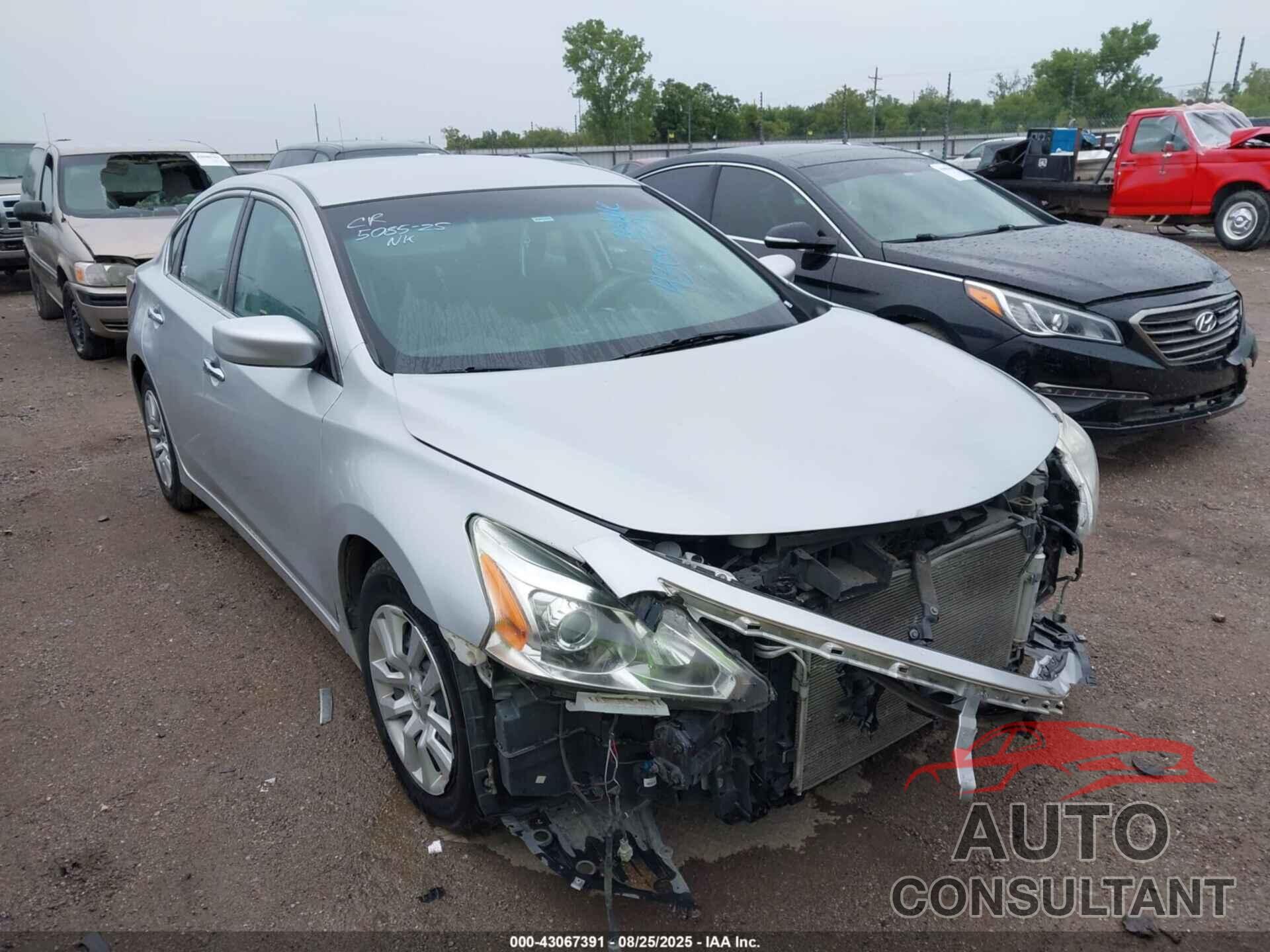 NISSAN ALTIMA 2015 - 1N4AL3AP0FN899632