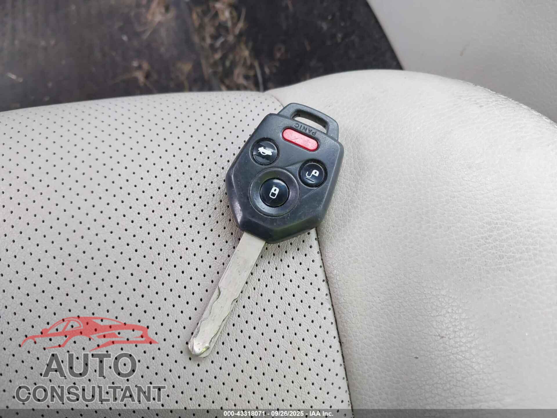 SUBARU OUTBACK 2014 - 4S4BRBLC4E3318513