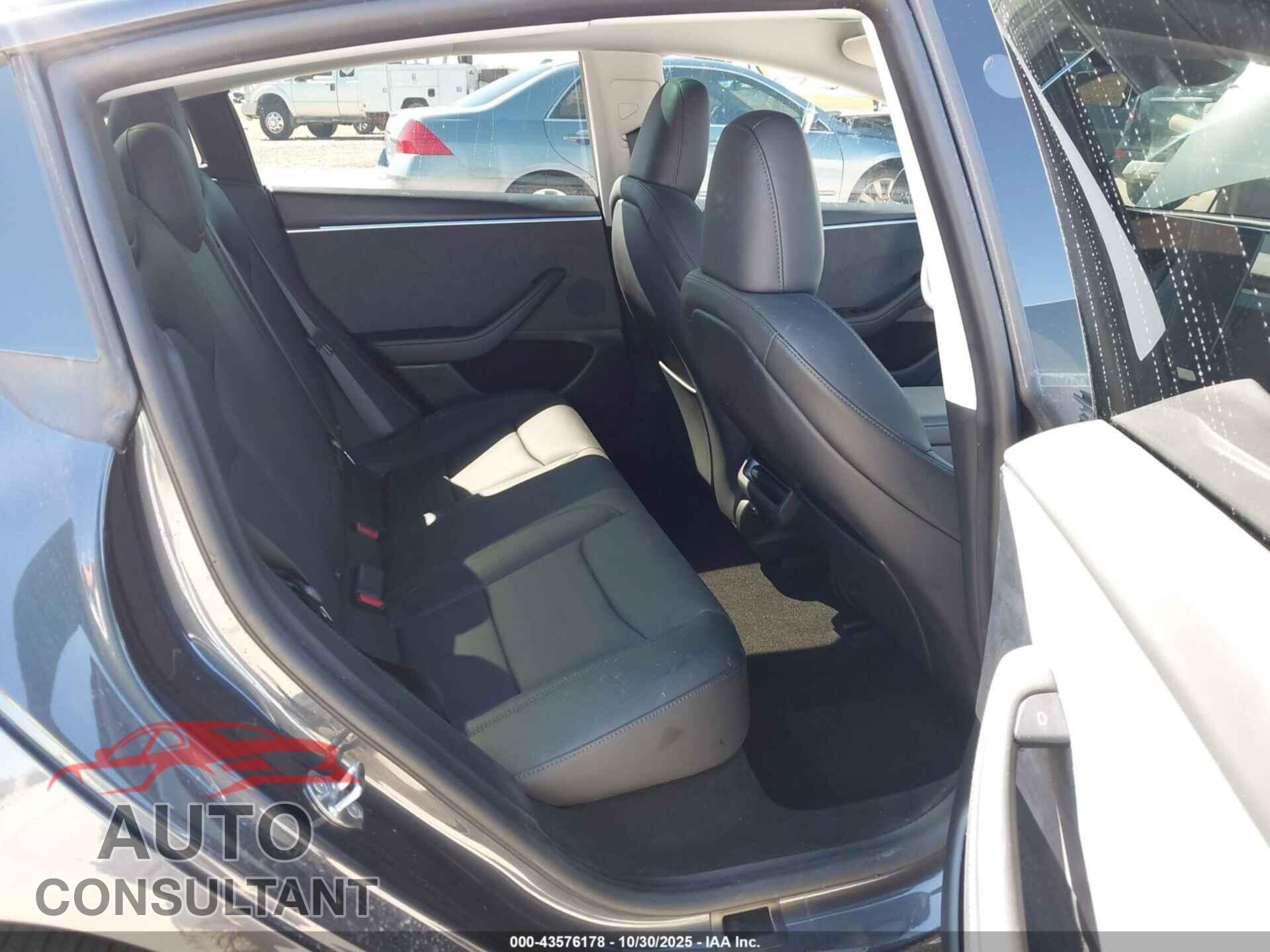 TESLA MODEL 3 2024 - 5YJ3E1EB0RF815909