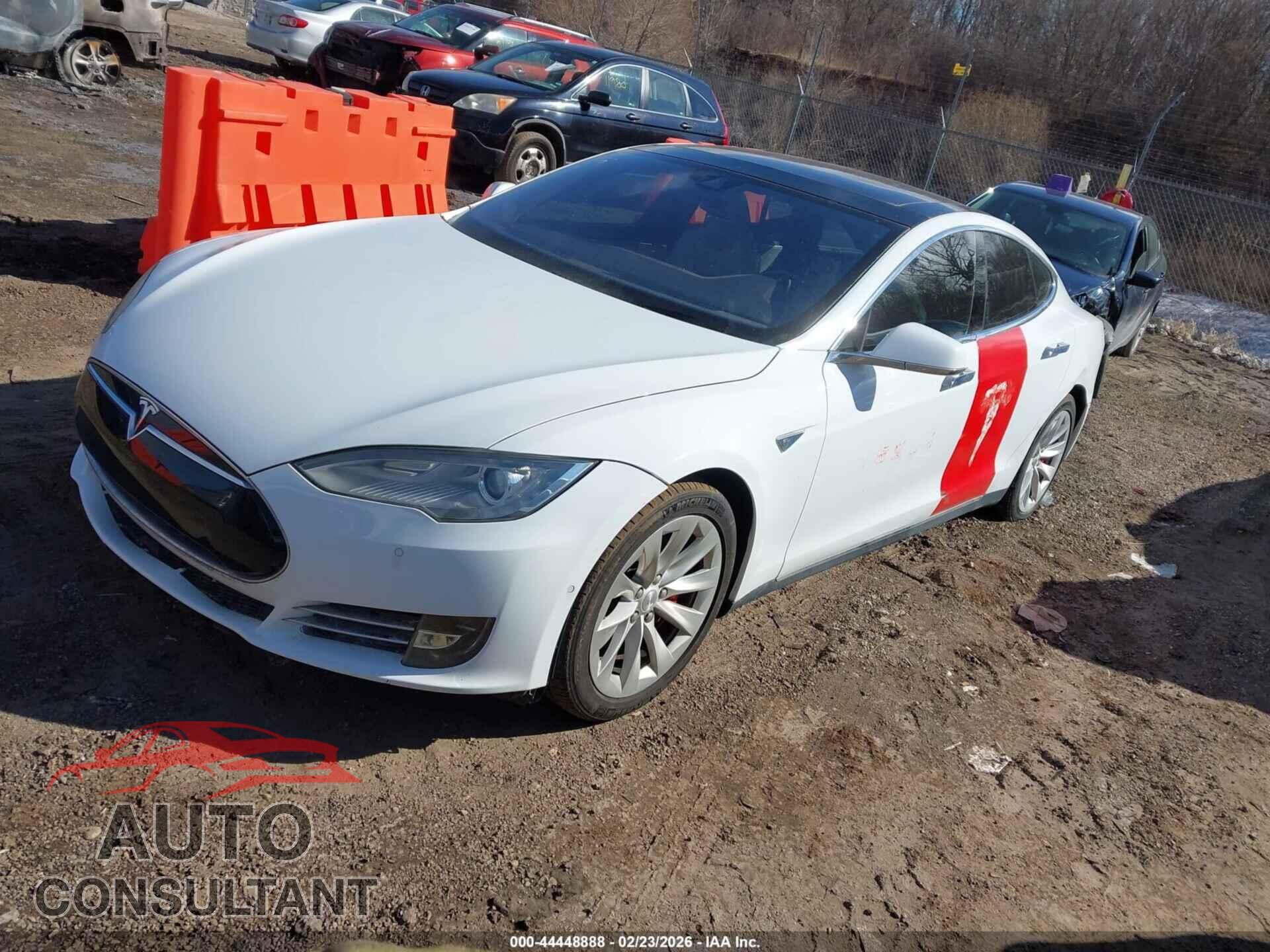 TESLA MODEL S 2016 - 5YJSA1E49GF126764