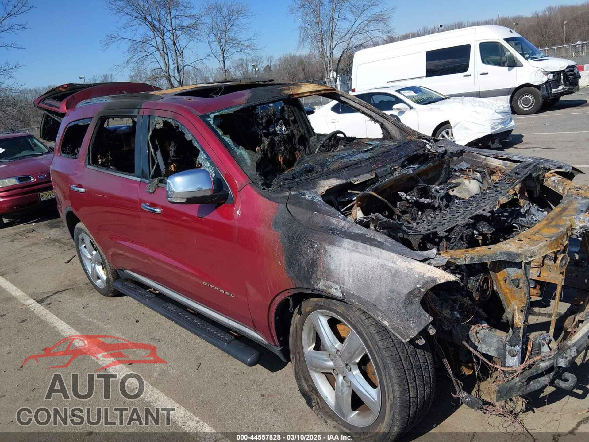 DODGE DURANGO 2013 - 1C4RDJEG5DC614232