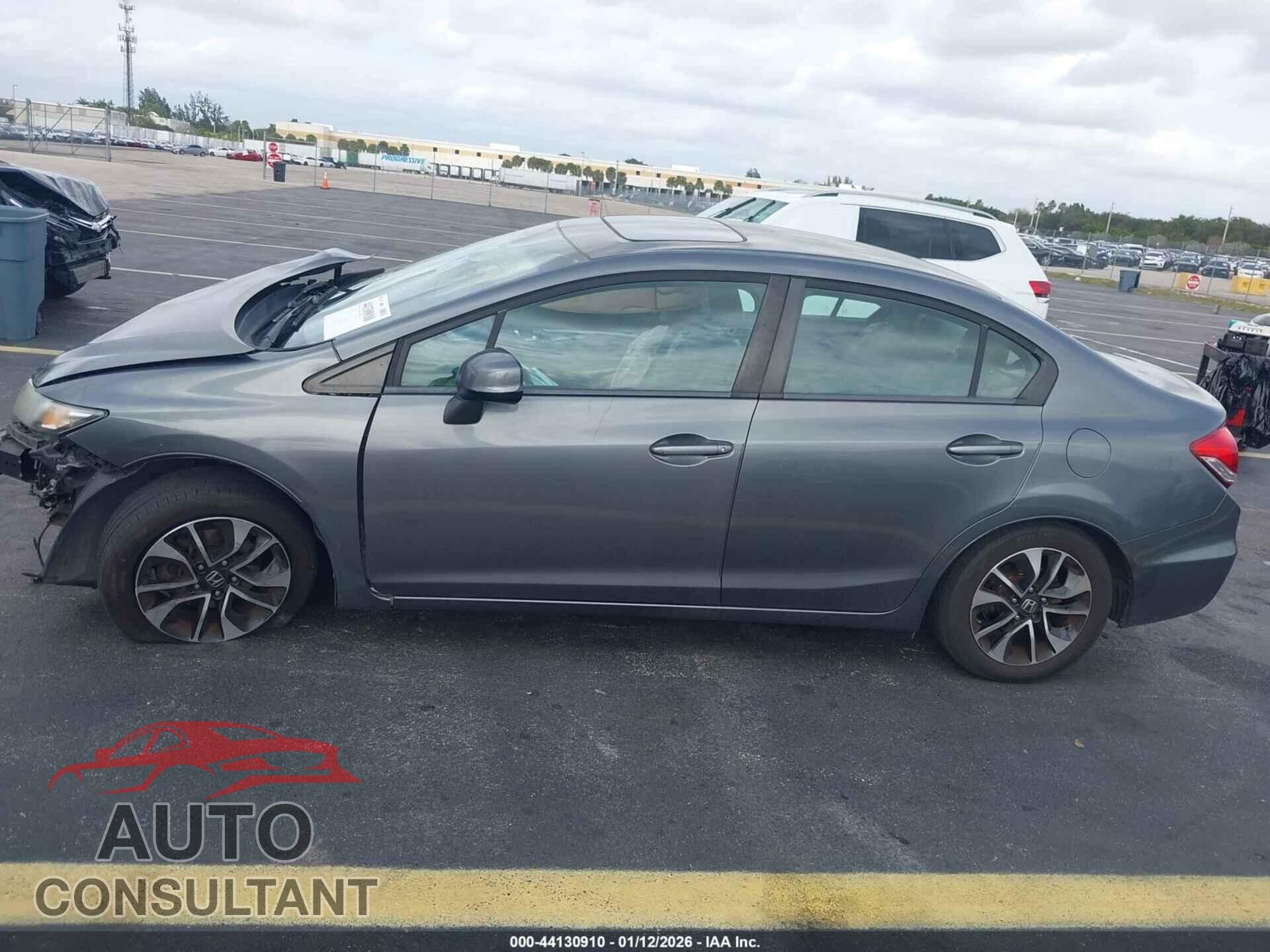 HONDA CIVIC 2013 - 19XFB2F94DE088943