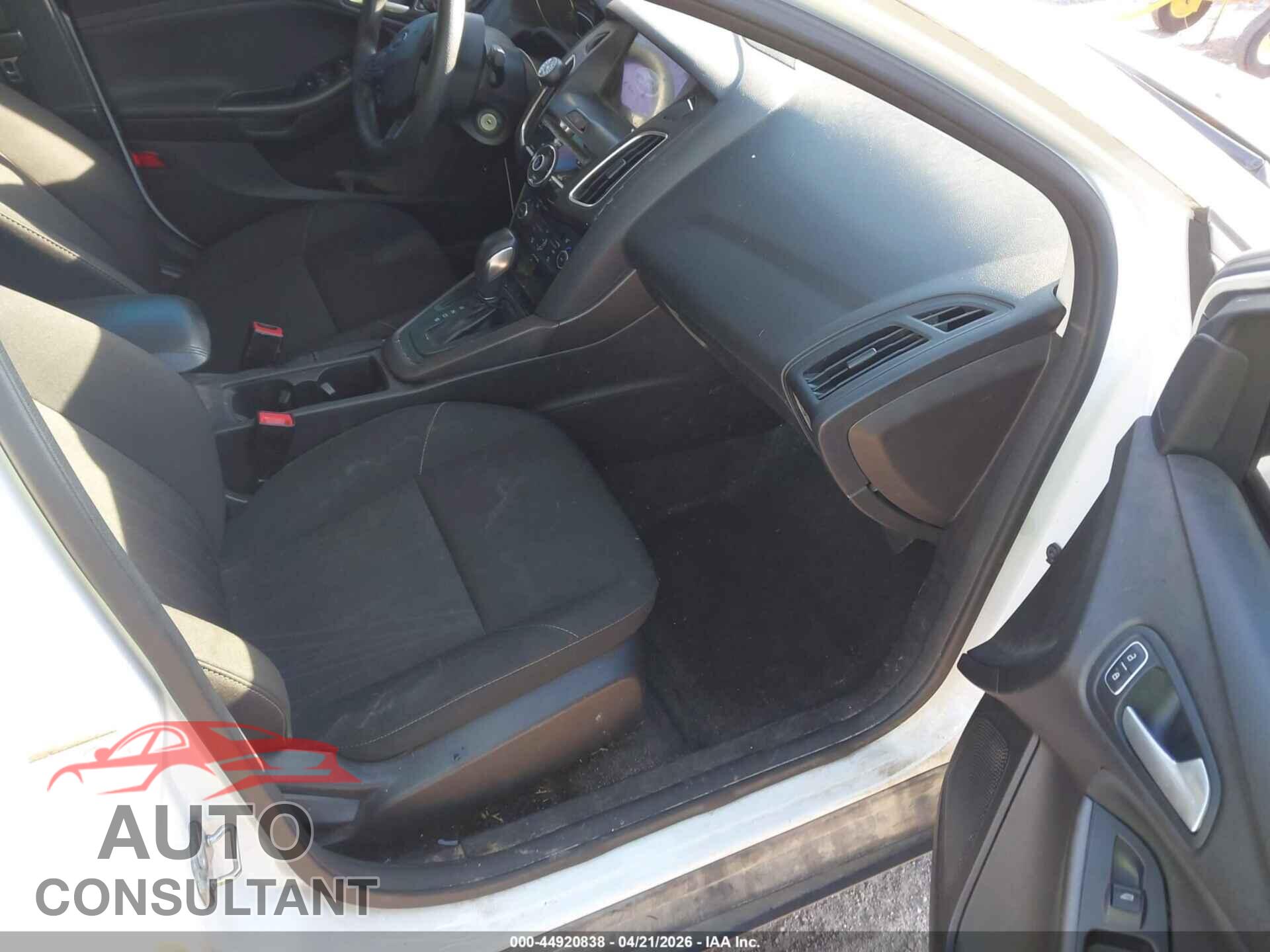 FORD FOCUS 2017 - 1FADP3H25HL248331