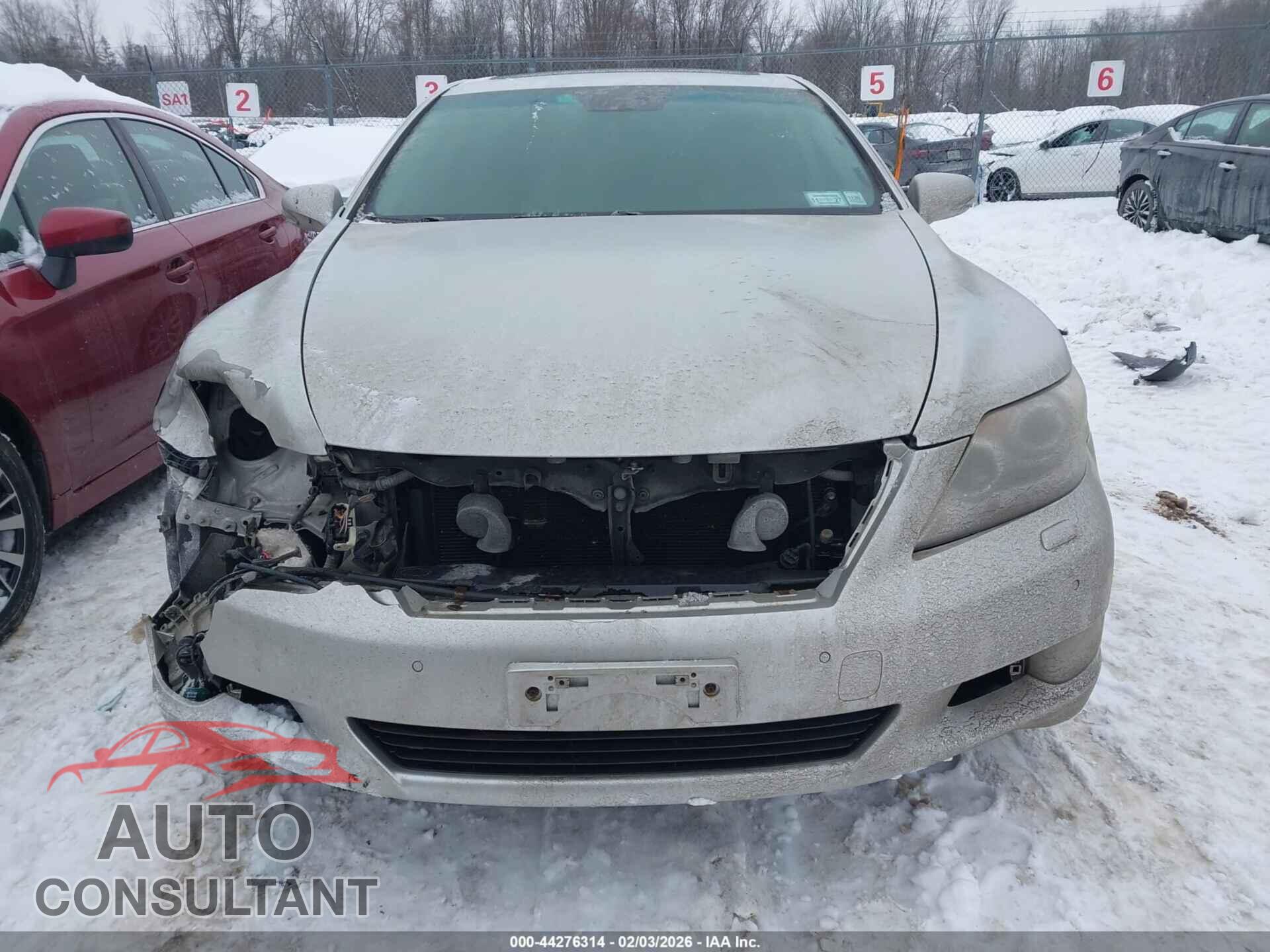 LEXUS LS 460 2011 - JTHCL5EF3B5011920