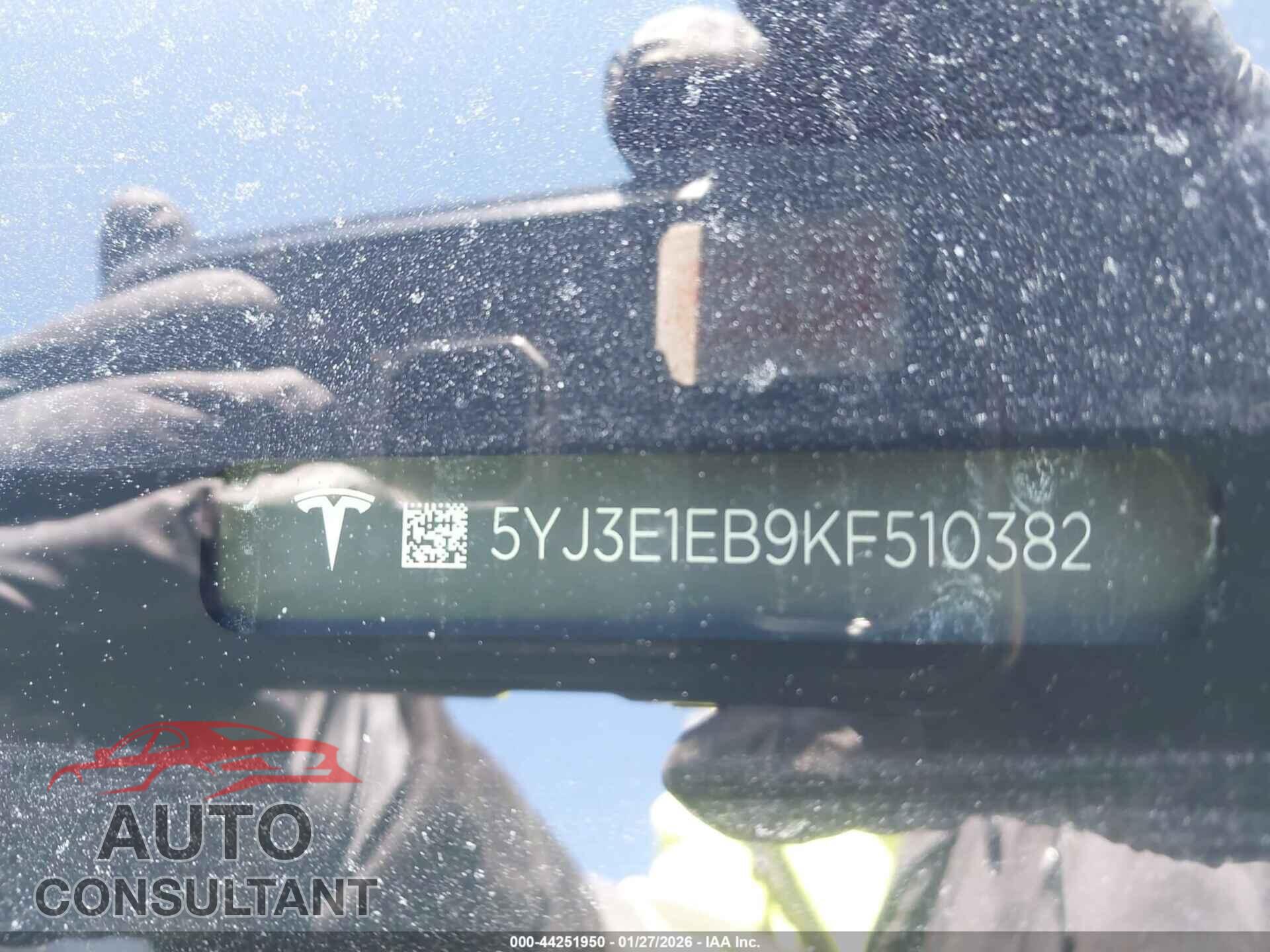 TESLA MODEL 3 2019 - 5YJ3E1EB9KF510382