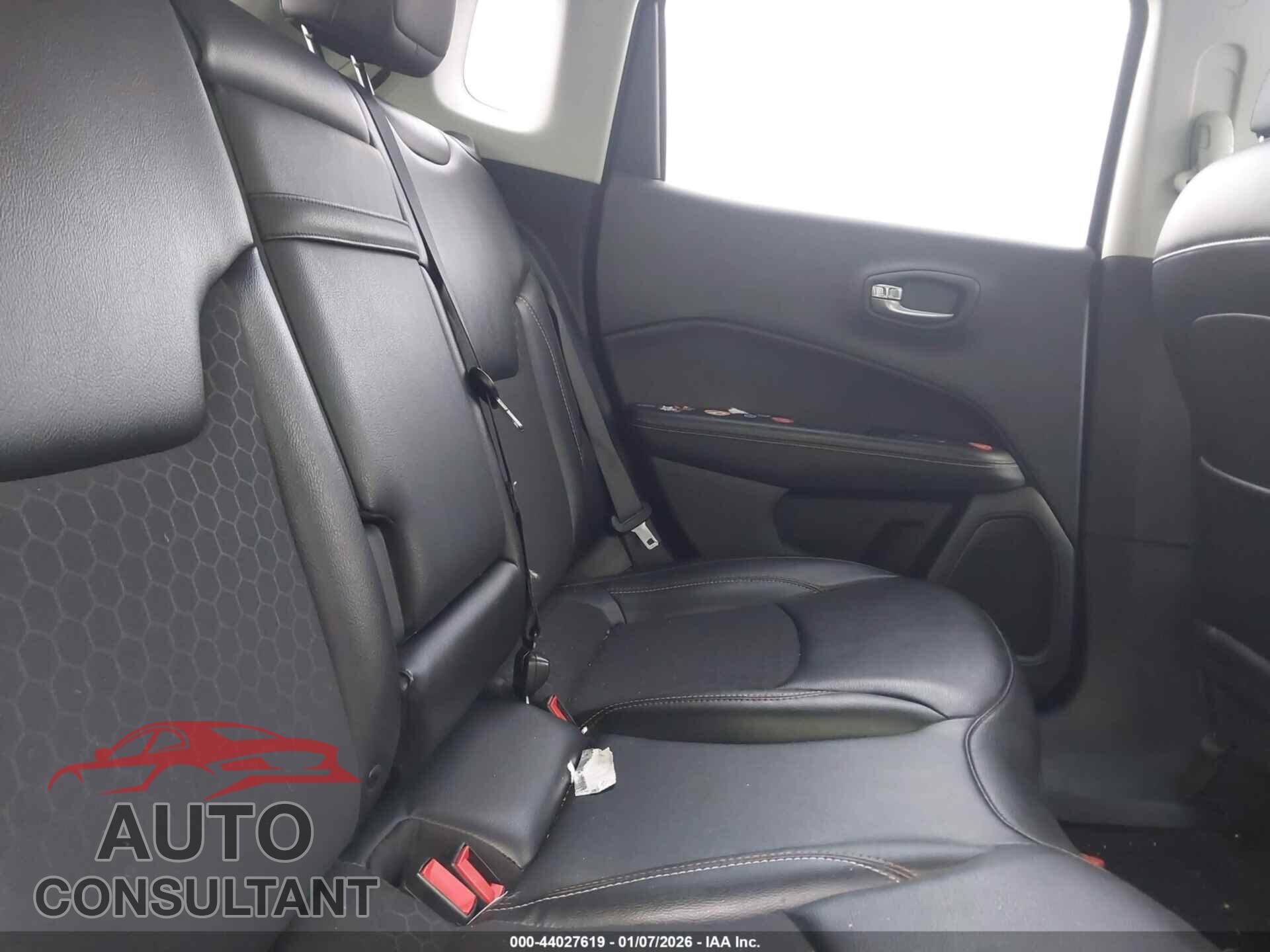 JEEP COMPASS 2019 - 3C4NJCBB2KT685532