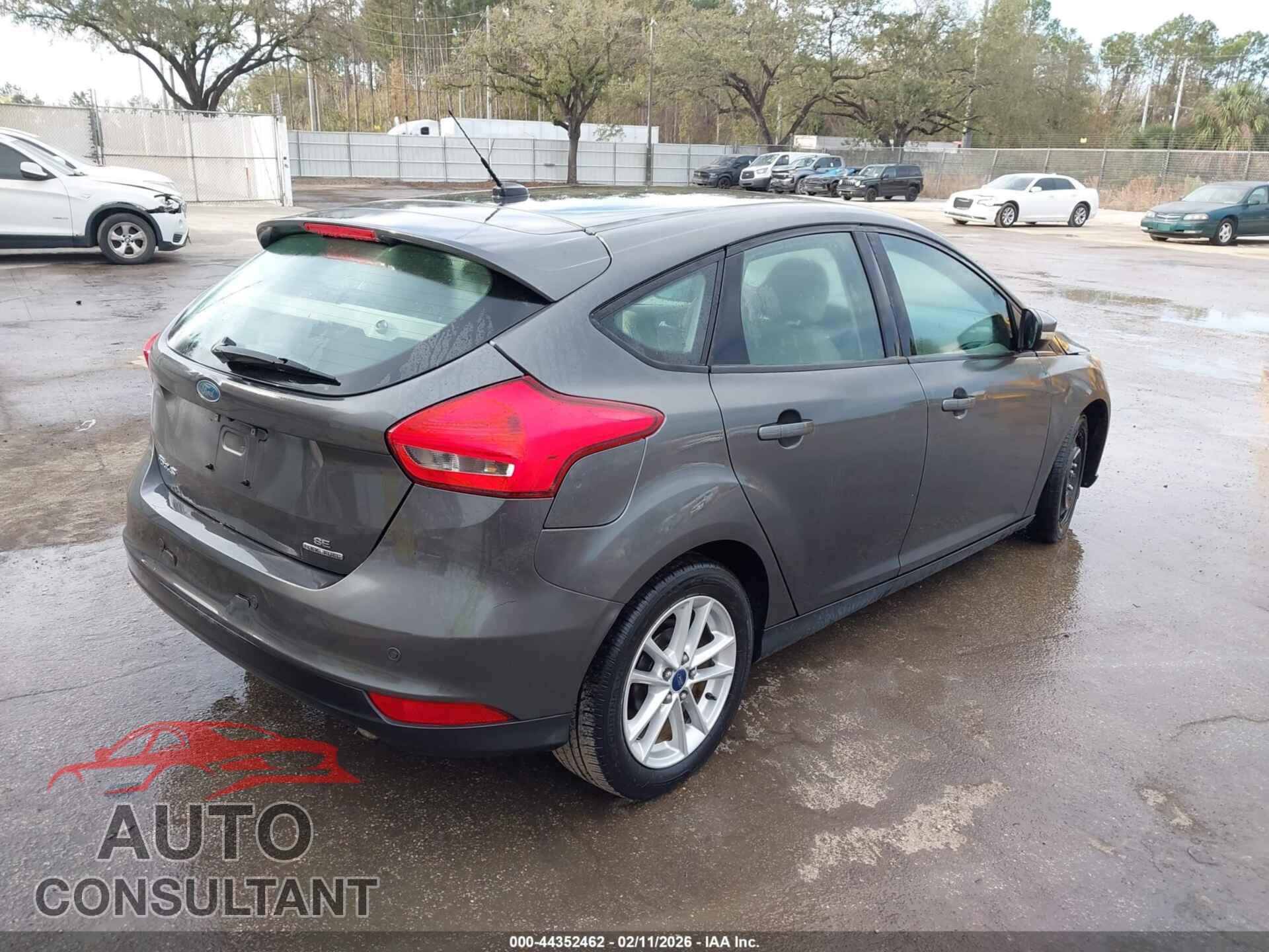 FORD FOCUS 2015 - 1FADP3K20FL298060