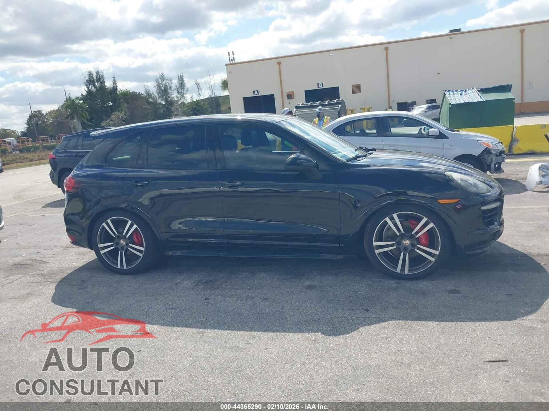 PORSCHE CAYENNE 2013 - WP1AD2A24DLA71306