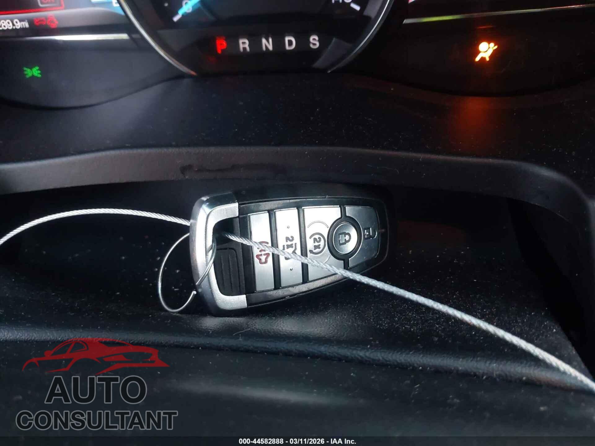 FORD EXPLORER 2018 - 1FM5K7D8XJGB04508