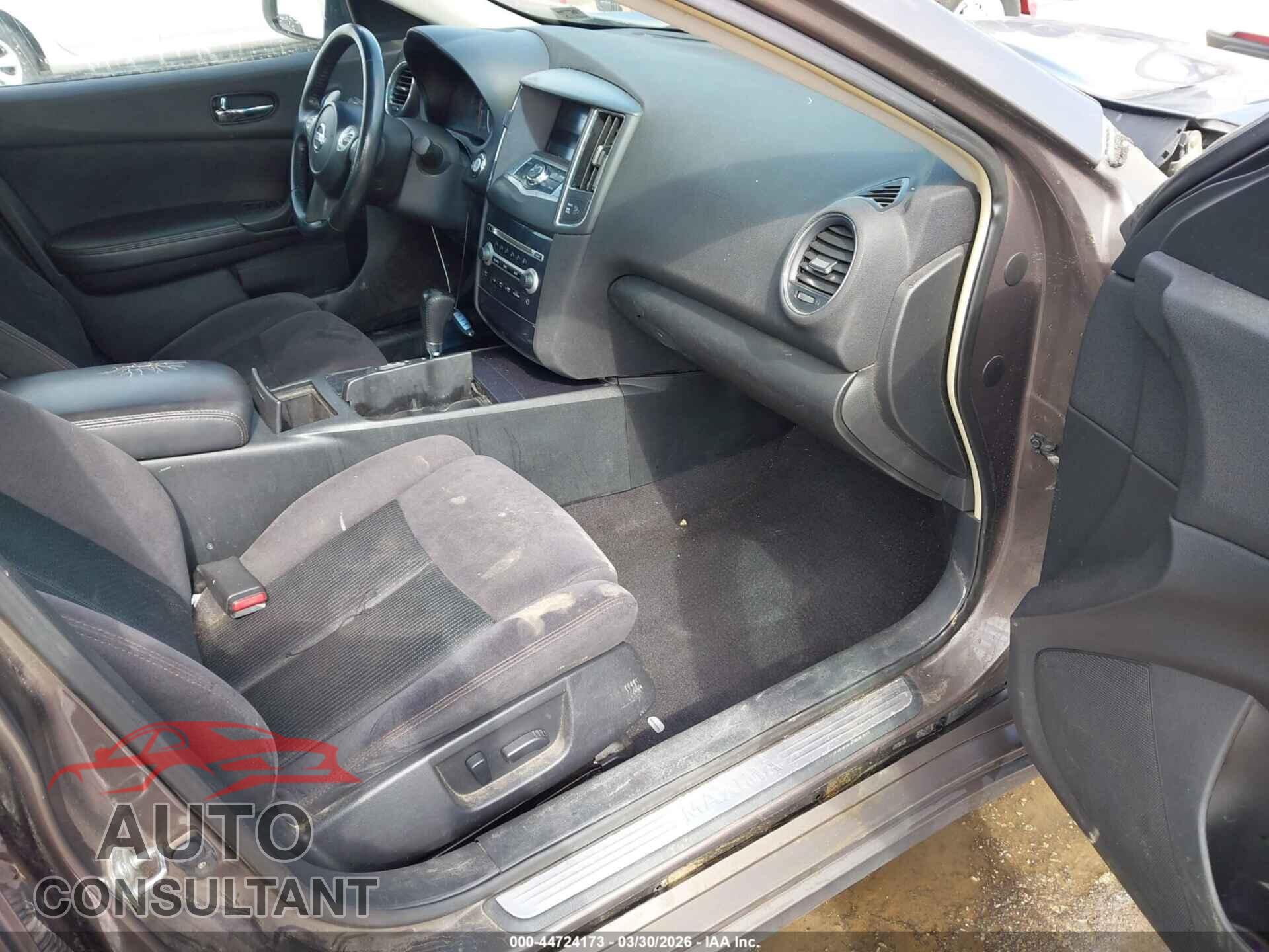 NISSAN MAXIMA 2014 - 1N4AA5AP3EC457018