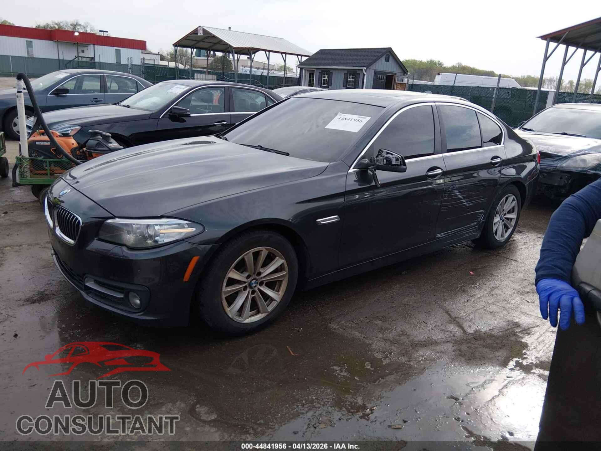 BMW 528I 2015 - WBA5A7C50FD620932