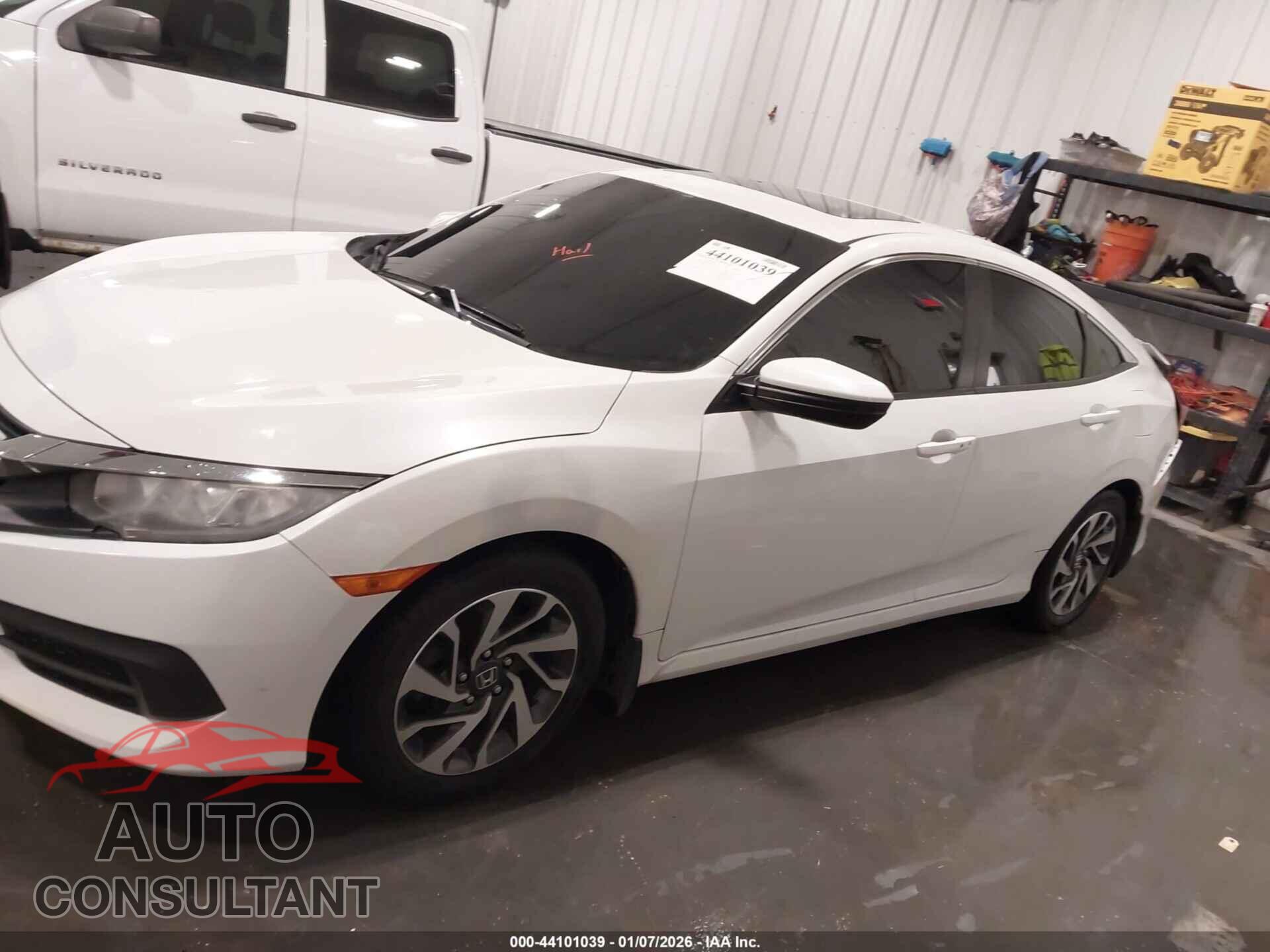 HONDA CIVIC 2017 - 19XFC2F78HE081771