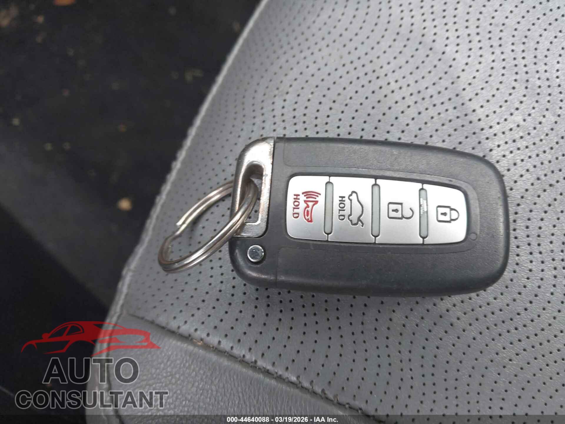 HYUNDAI ELANTRA 2013 - KMHDH4AE4DU787301