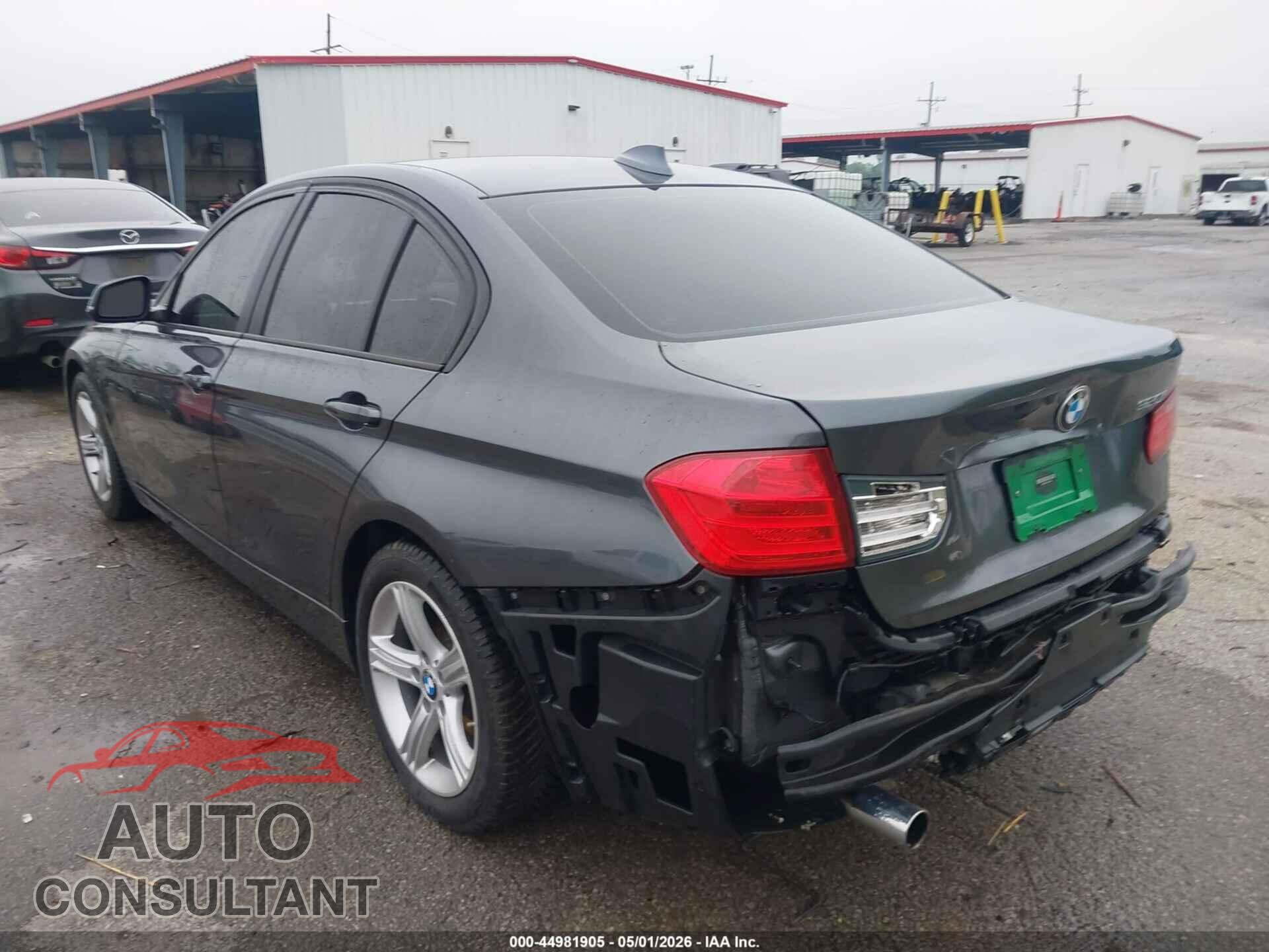 BMW 320I 2013 - WBA3B1C55DF461568