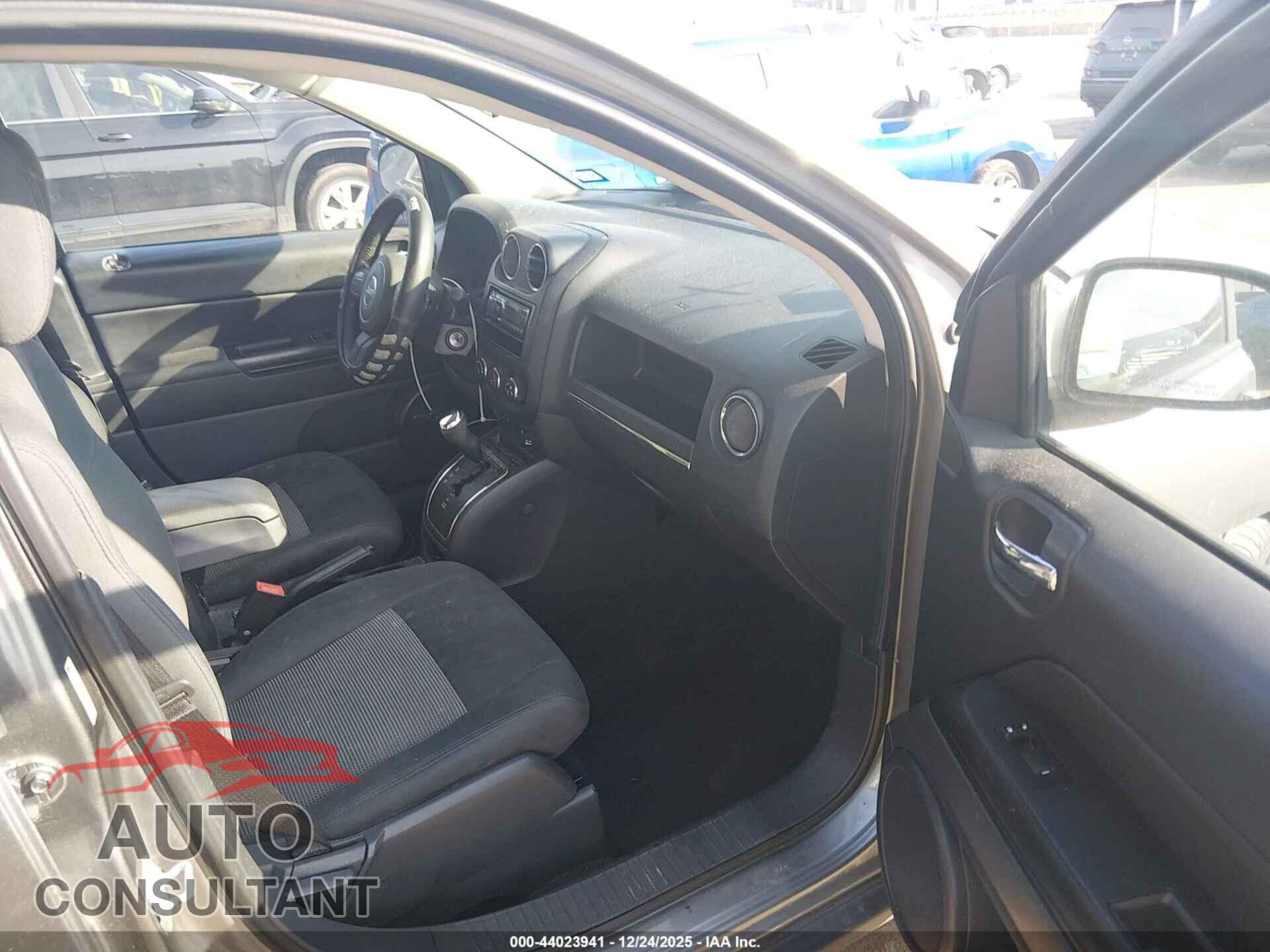 JEEP COMPASS 2012 - 1C4NJDEB6CD568139