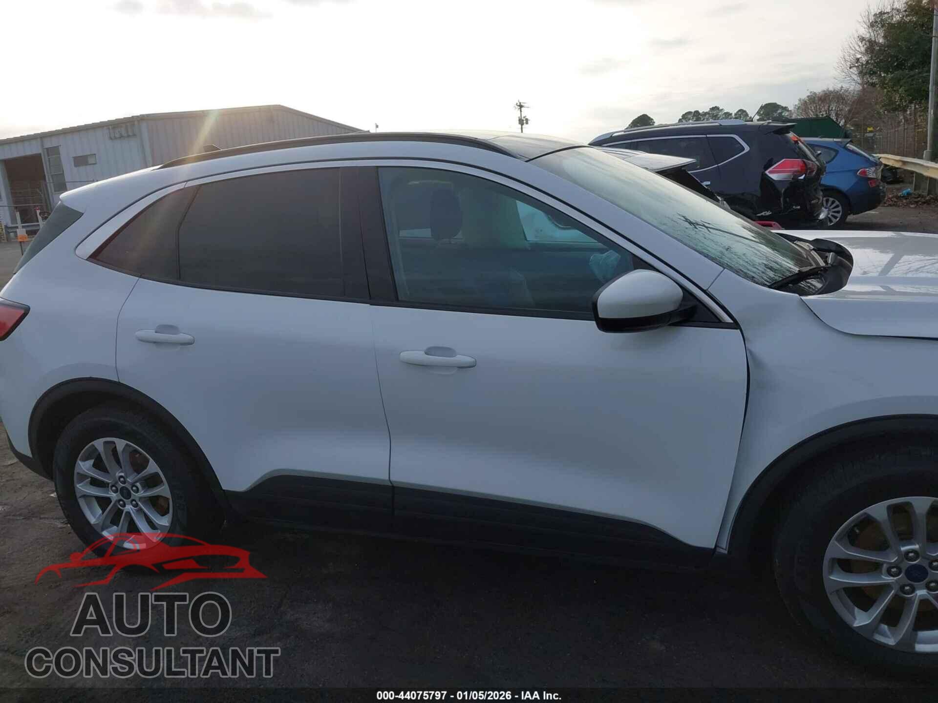 FORD ESCAPE 2020 - 1FMCU0G60LUA05008
