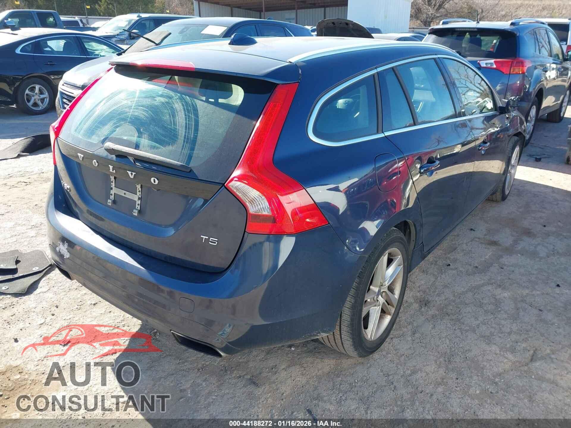 VOLVO V60 2015 - YV140MEK3F1265169