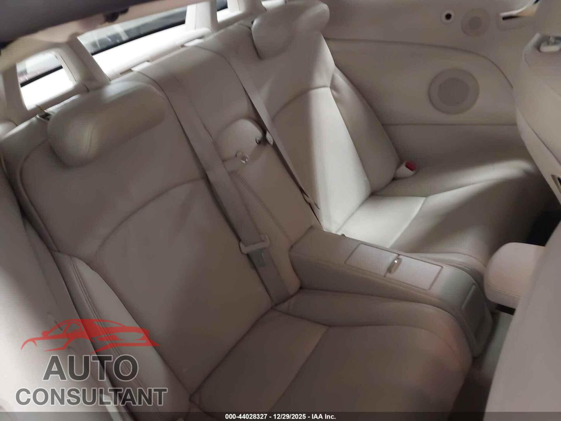 LEXUS IS 250C 2014 - JTHFF2C27E2529649