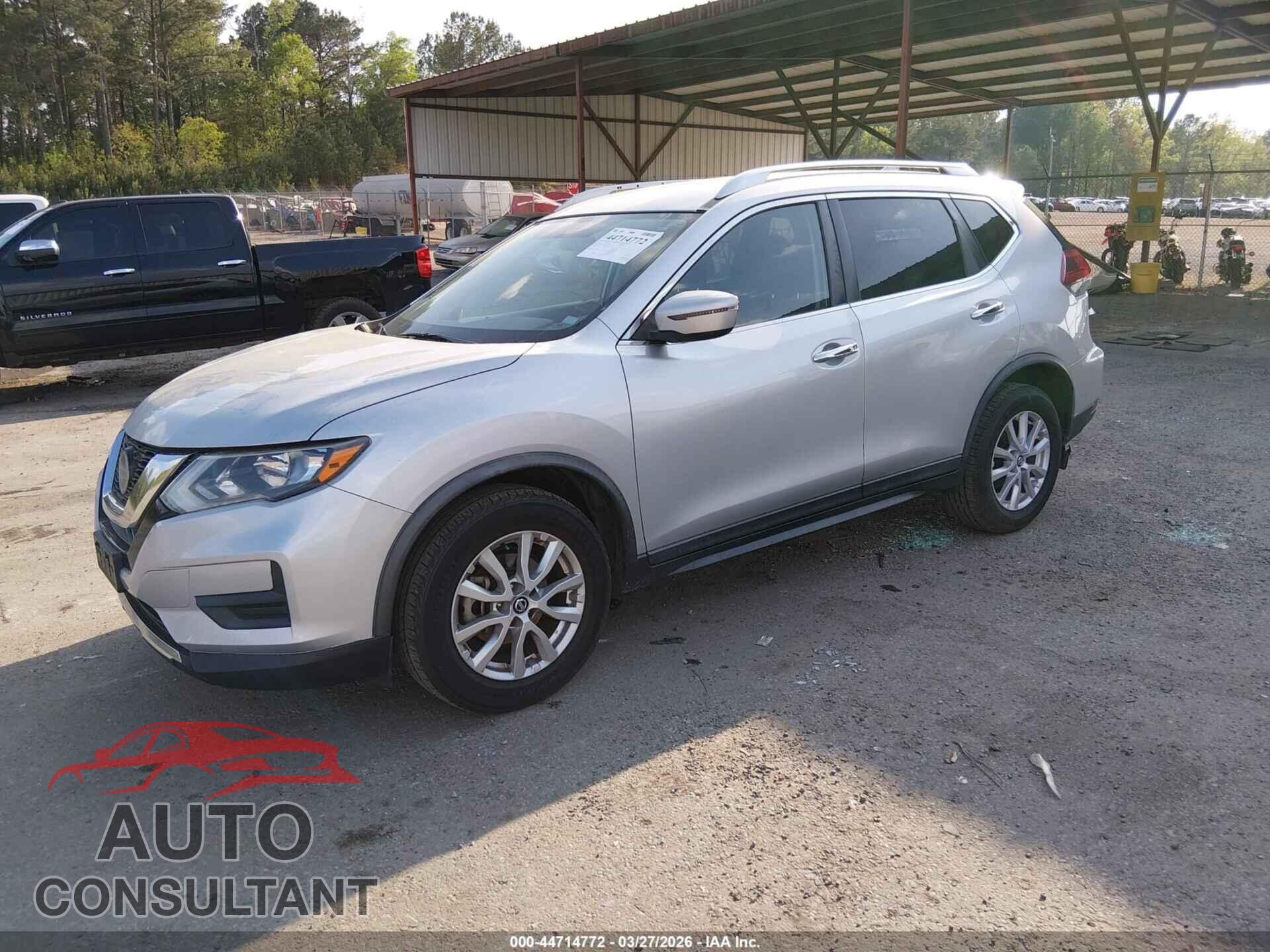 NISSAN ROGUE 2018 - KNMAT2MT5JP510722