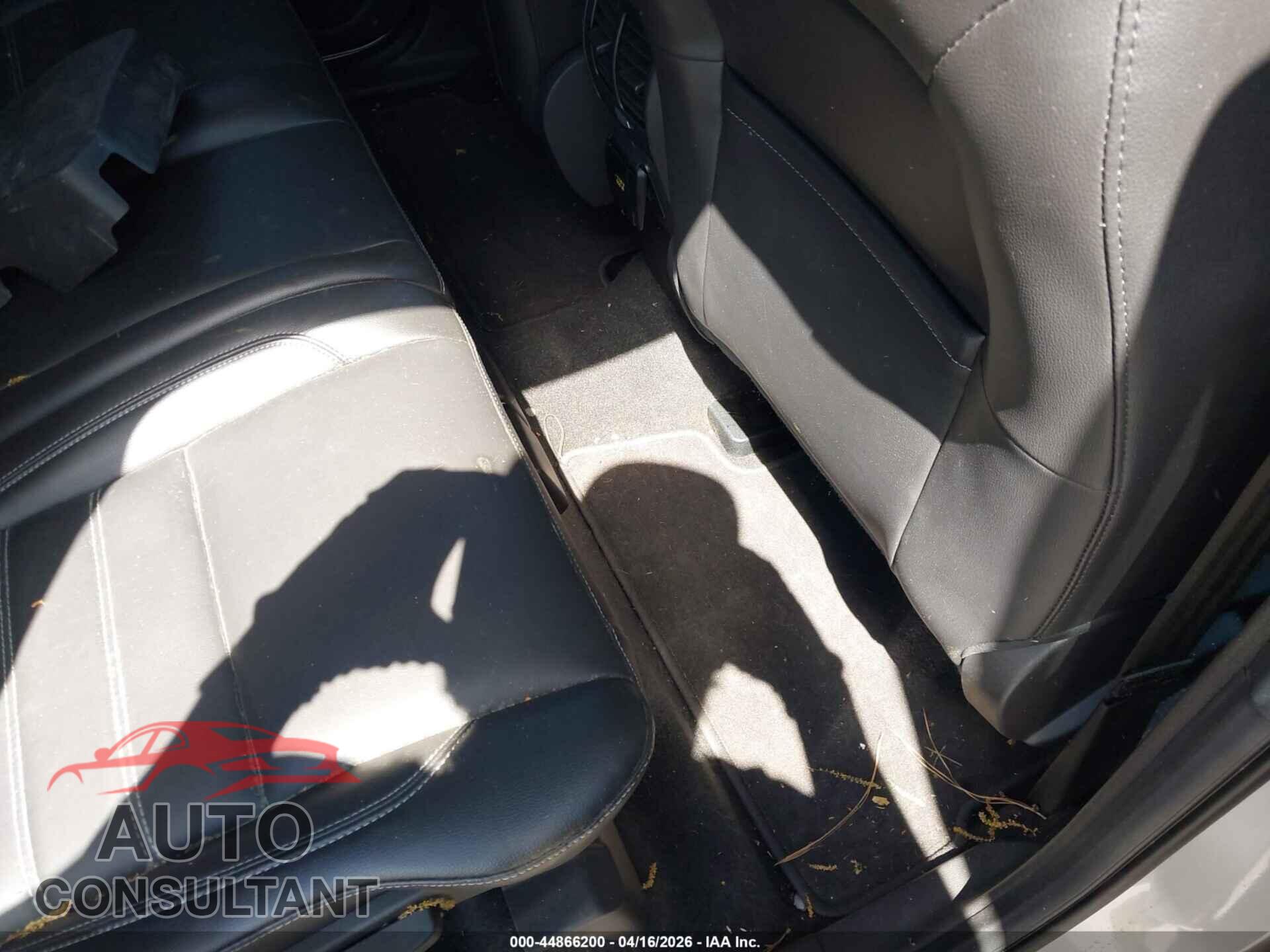 FORD ESCAPE 2017 - 1FMCU0JD1HUC72253